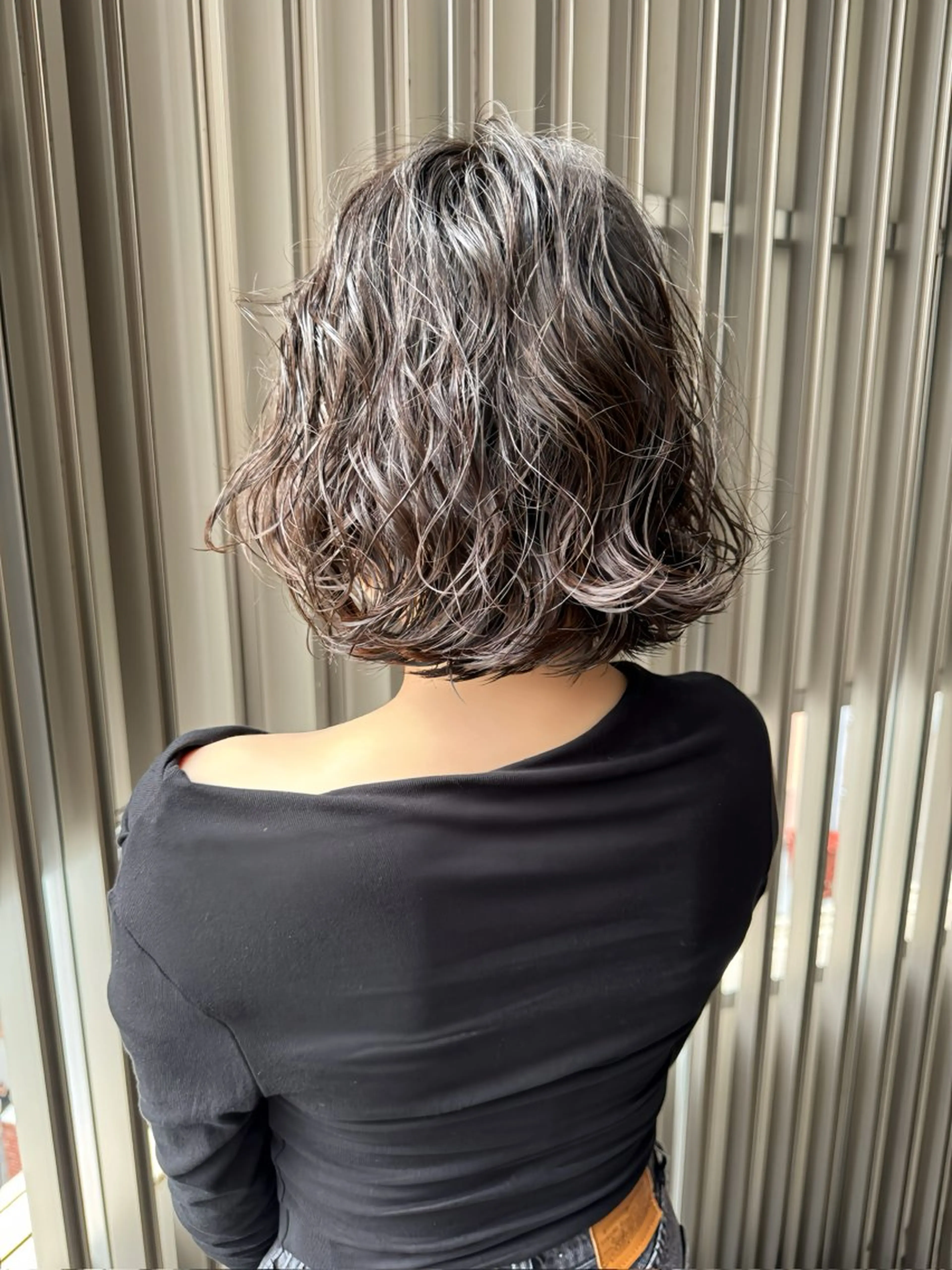 ミディアム パーマ 平 一裕のヘアスタイル