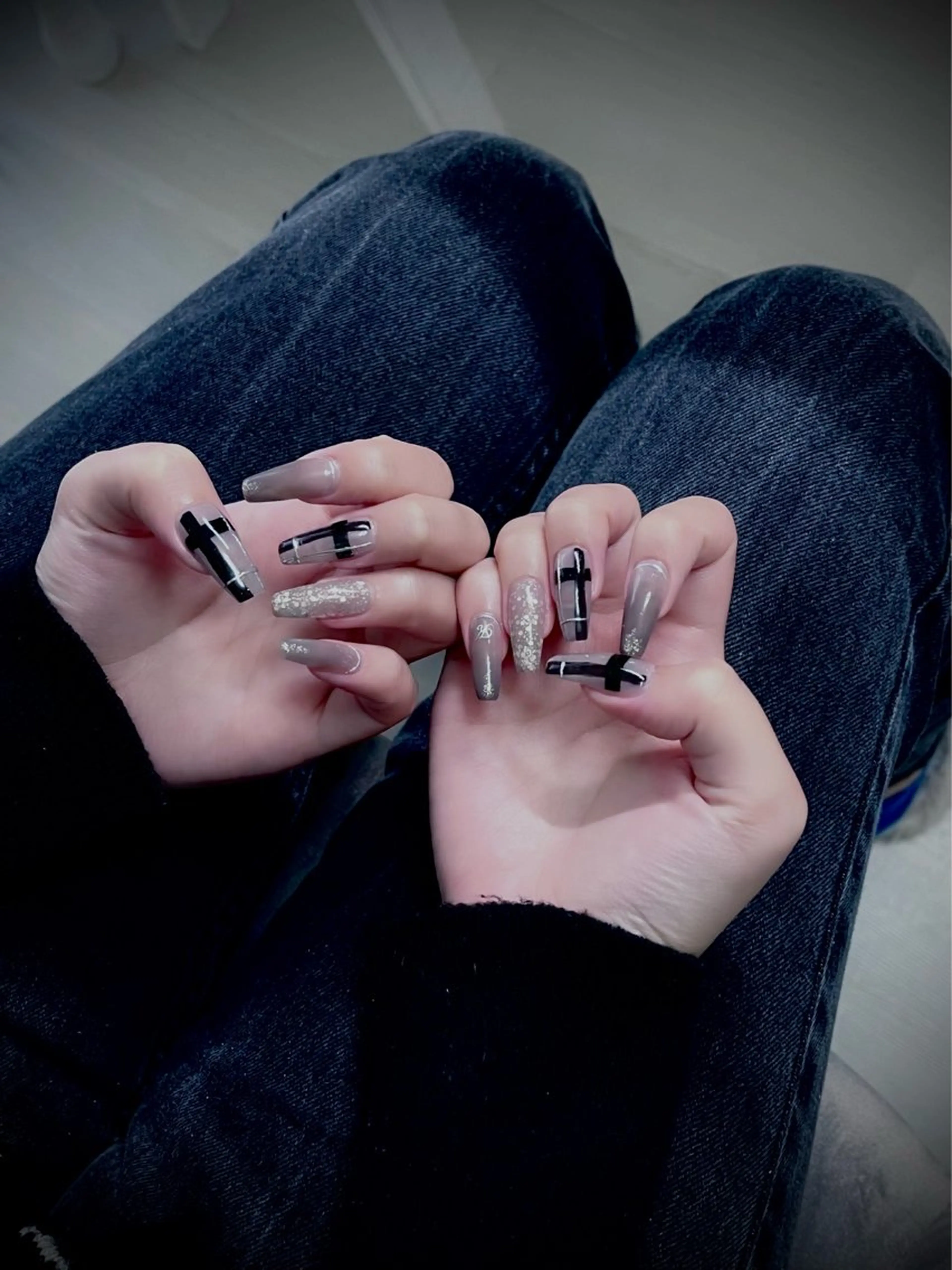 ネイル キラキラネイル マグネットネイル ワンカラーネイル スカルプネイル ワンホンネイル nine.🦋 YUKOのネイルデザイン