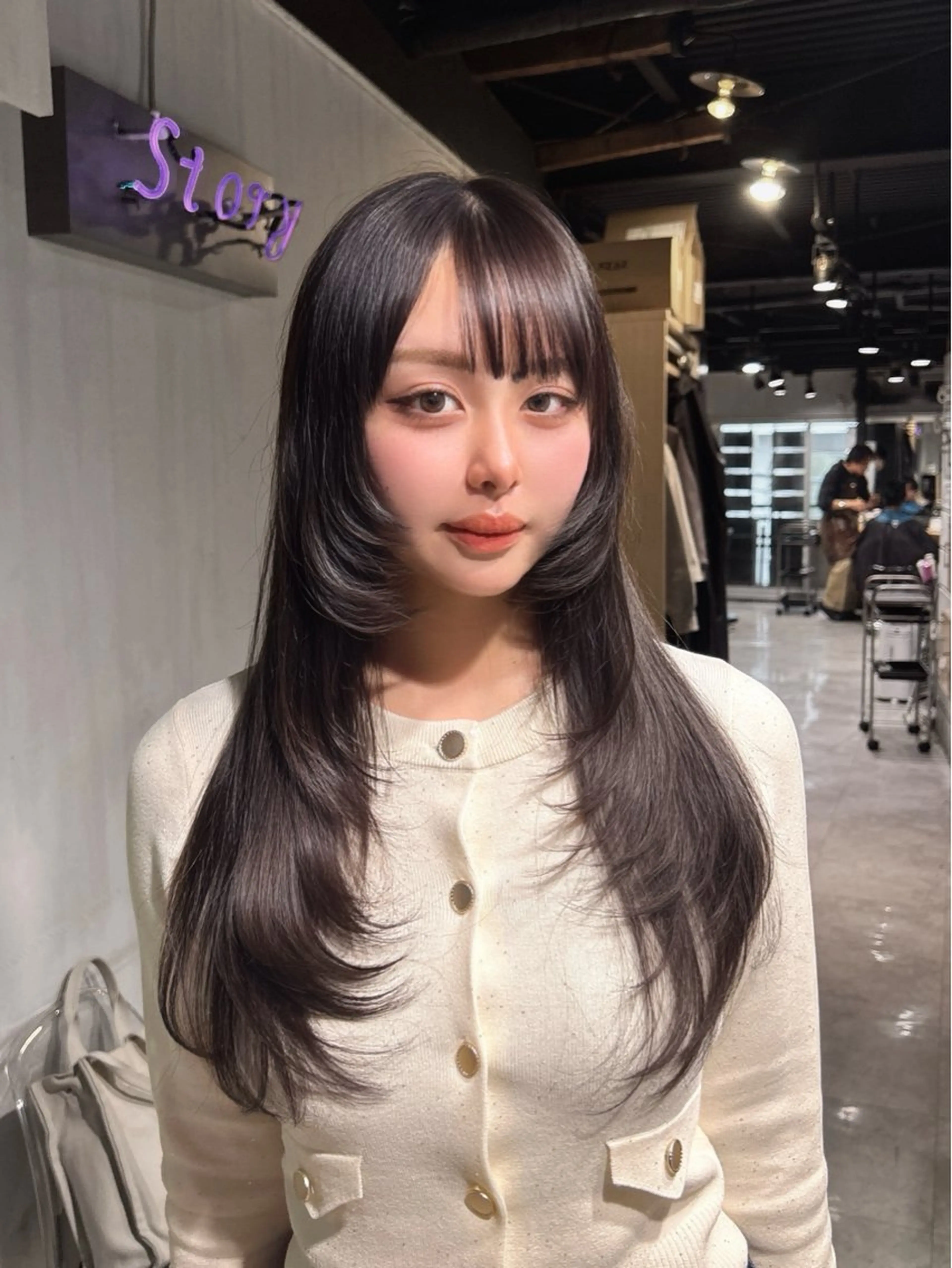 ロング 韓国風カラー 姫カット 韓国風ヘア レイヤーカット ワンホンレイヤー MEI🎀垢抜けカラ ー🎀韓国styleのヘアスタイル