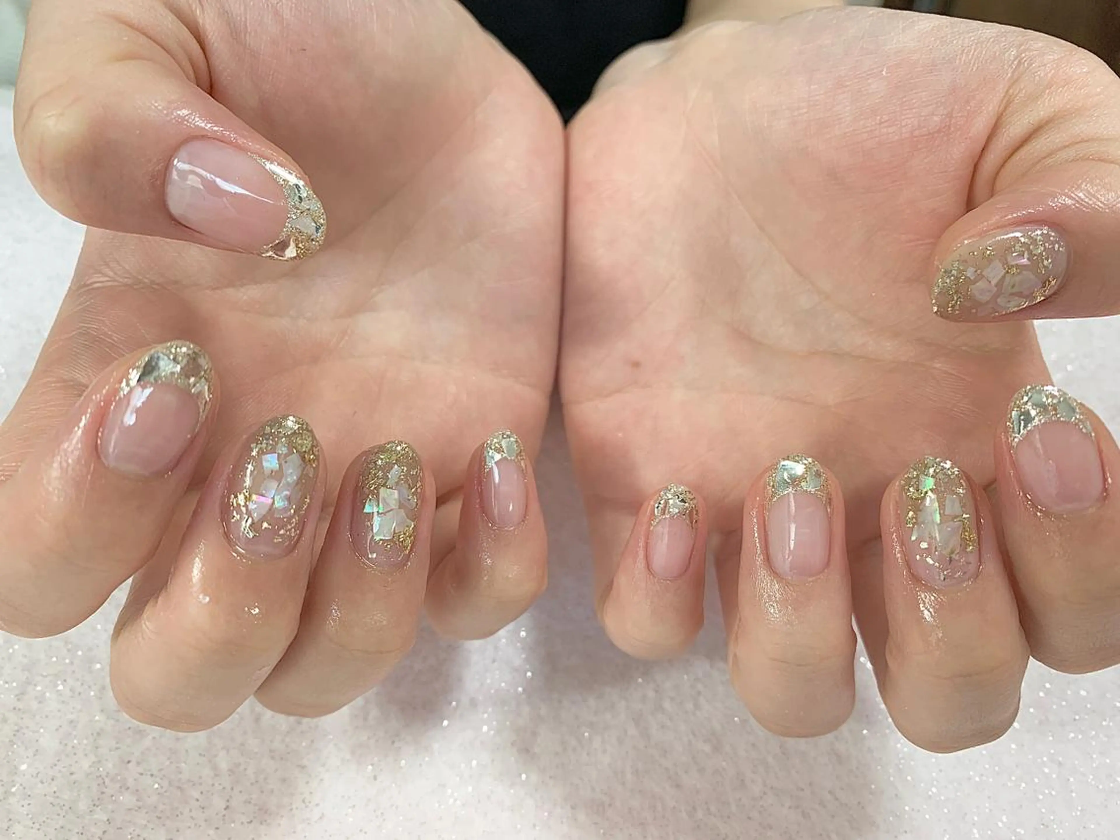 ネイル フレンチネイル ガラスフレンチ キラキラネイル ハンドネイル 手塚 里奈のネイルデザイン