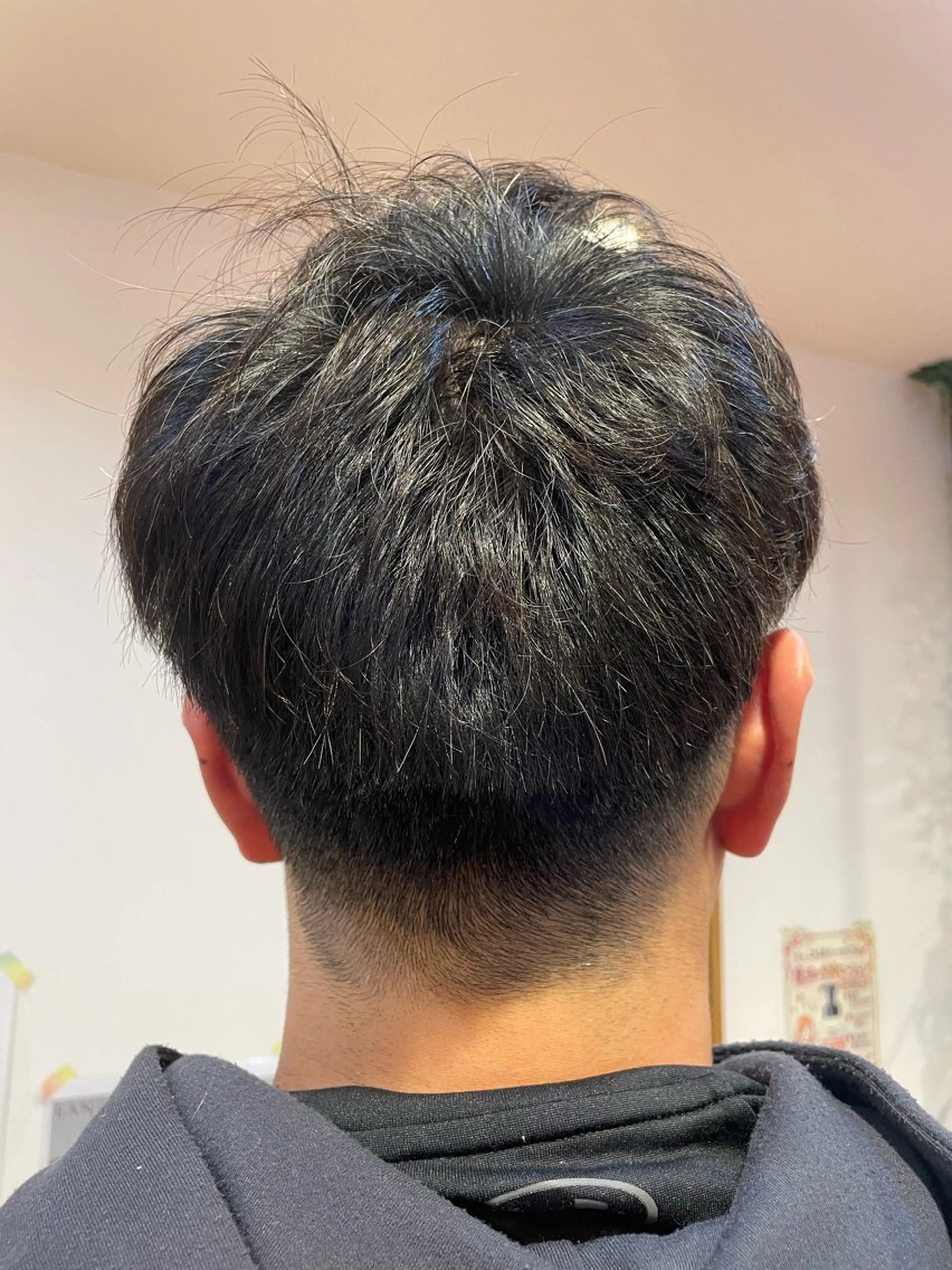 メンズ 刈り上げ 坂元 心愛のヘアスタイル