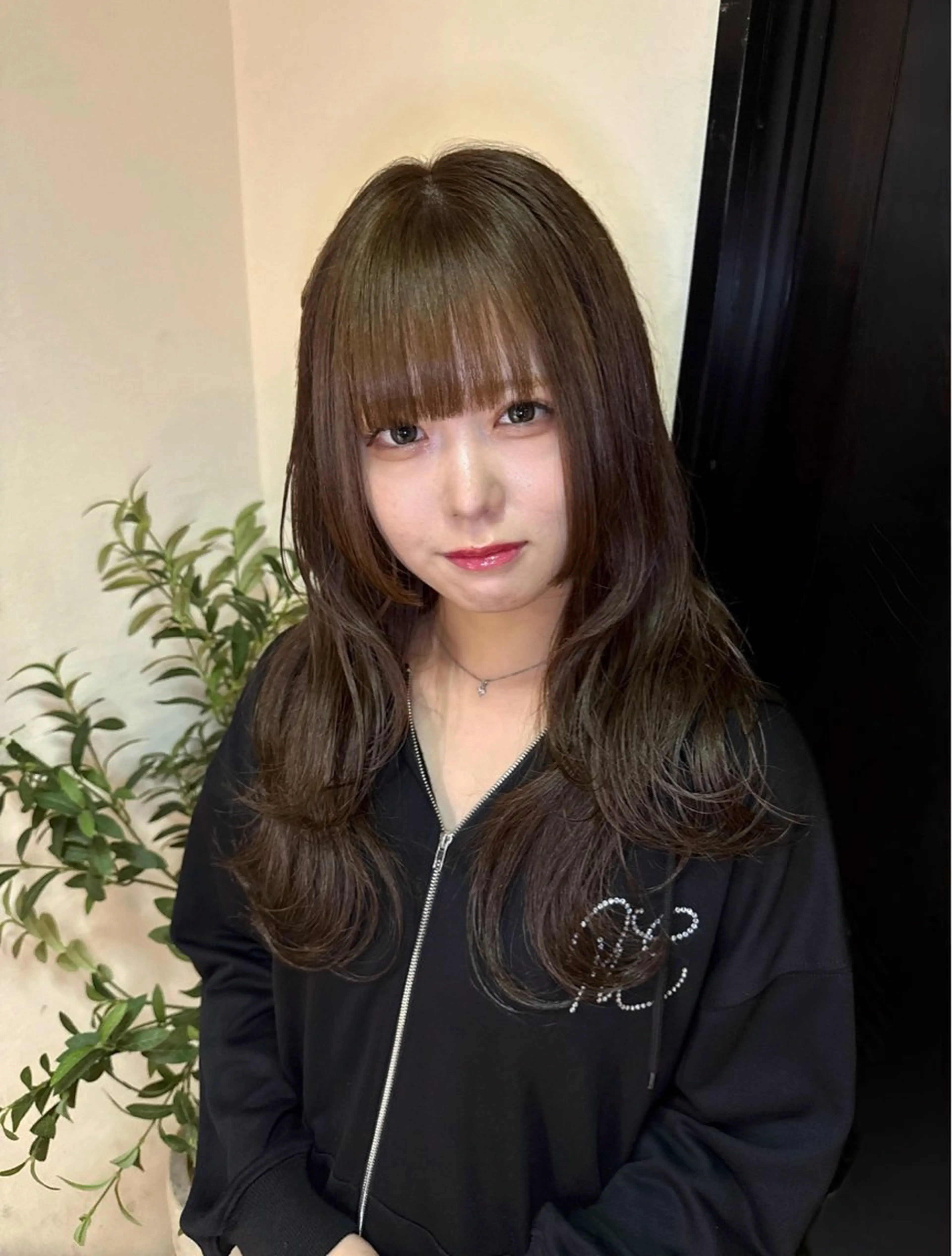 ロング カラー パーマ ヘアアレンジ 切りっぱなしボブ ブリーチ ケアブリーチ デザインカラー ダブルカラー 【.ico】心斎橋/ ウルフ/飛田ゆうきのヘアスタイル