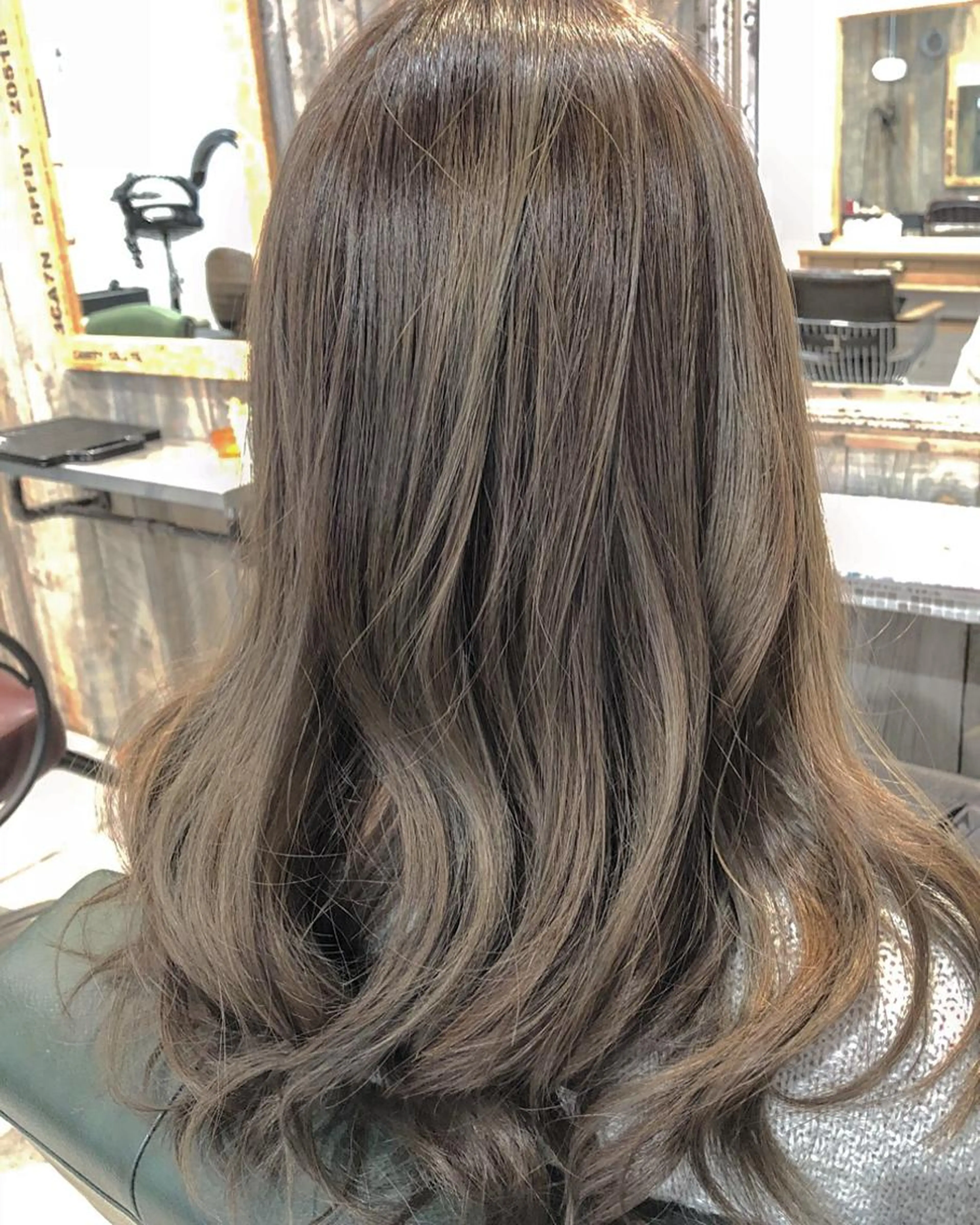 (本物志向)デザインカット＆イルミナカラーorアディクシーカラー & TOKIOトリートメントの写真