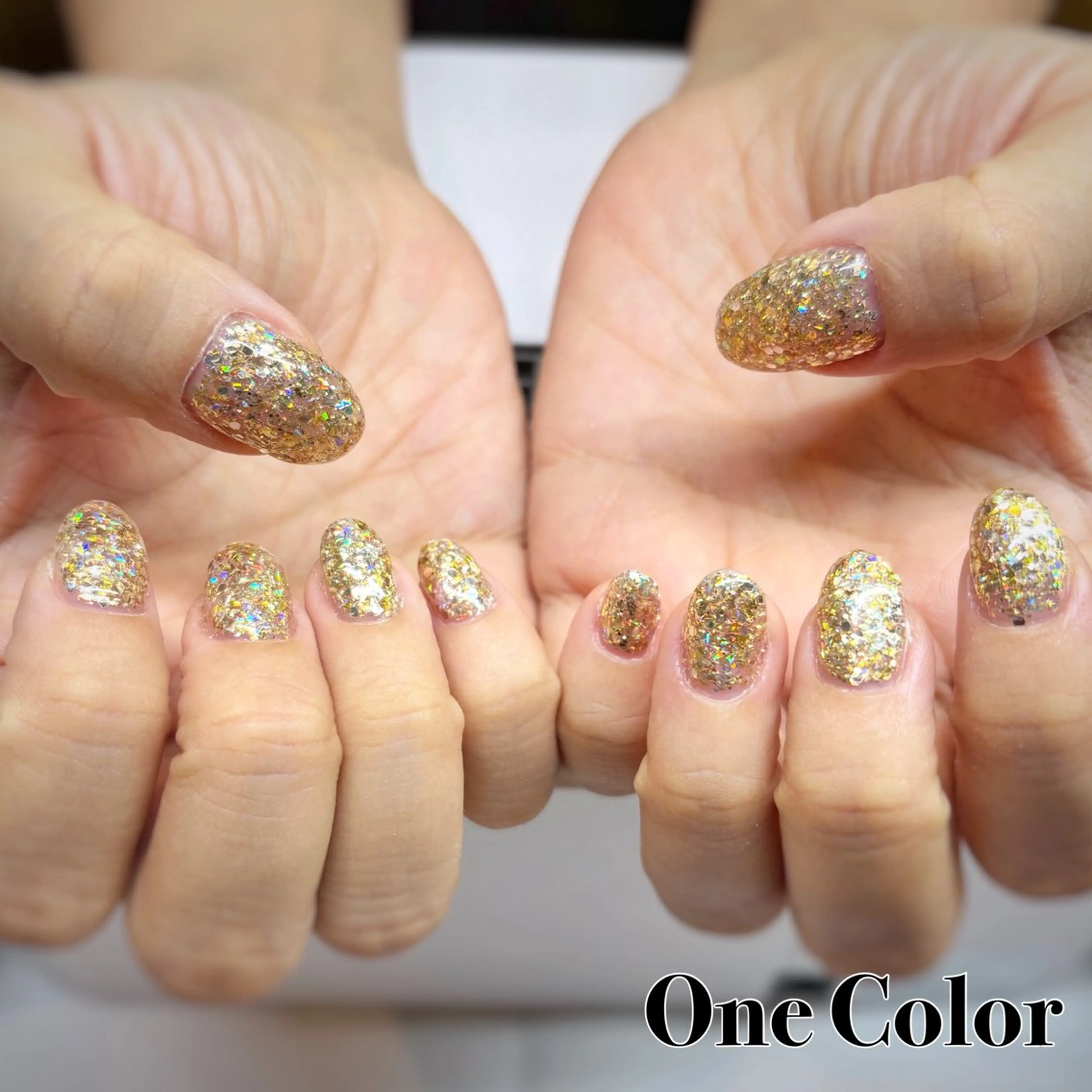 ネイル ラメ(グリッター) ワンカラーネイル ネイルサロンエーナイン本店所属・【モデル募集中】 hina🌼のネイルデザイン