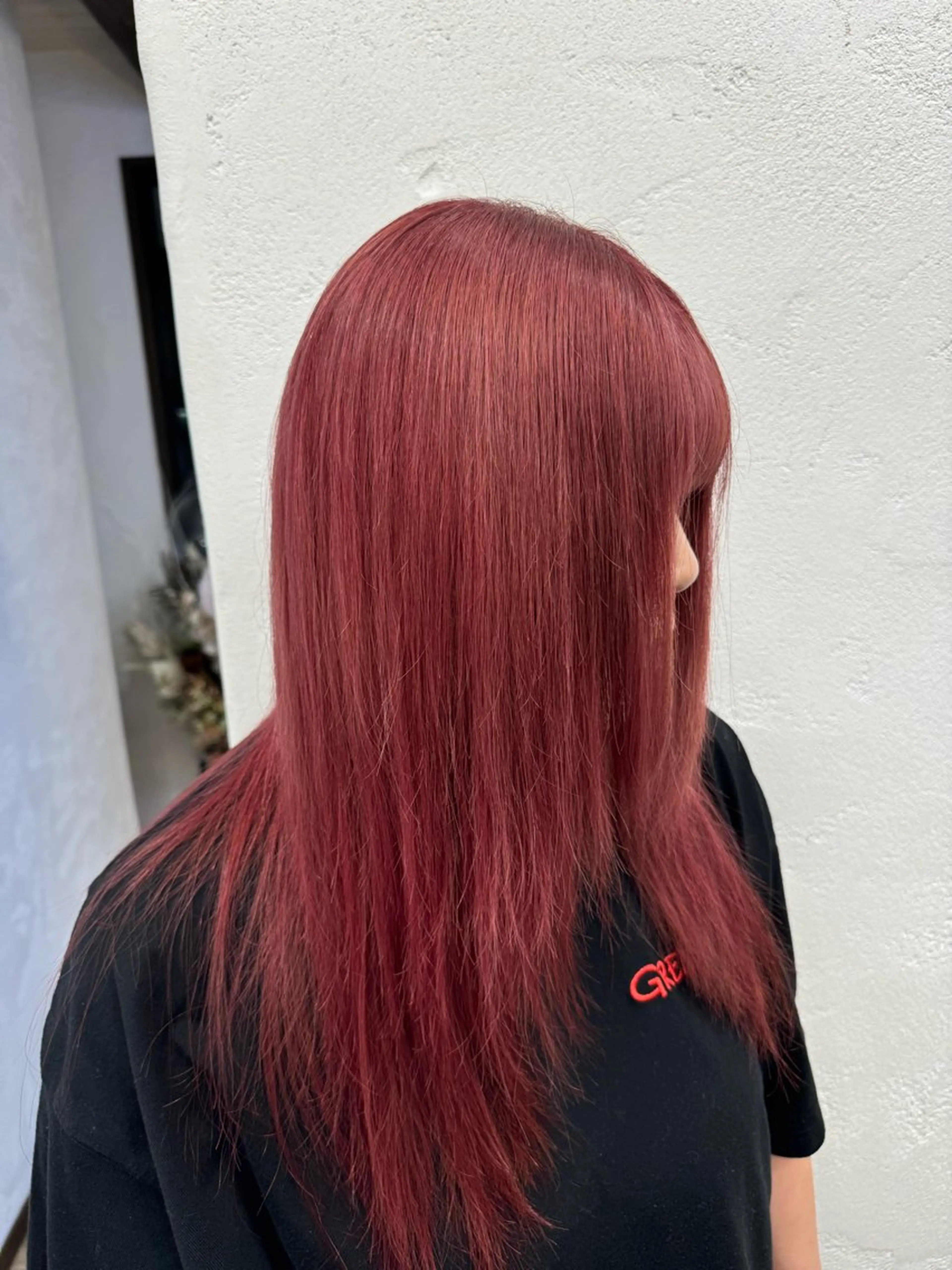 カラー ブリーチ レッドカラー ヘアカラー トリートメント Amily hair salon ひたち野うしく店所属・🌺⟡.·Amily misaki.⋆🌺のヘアスタイル