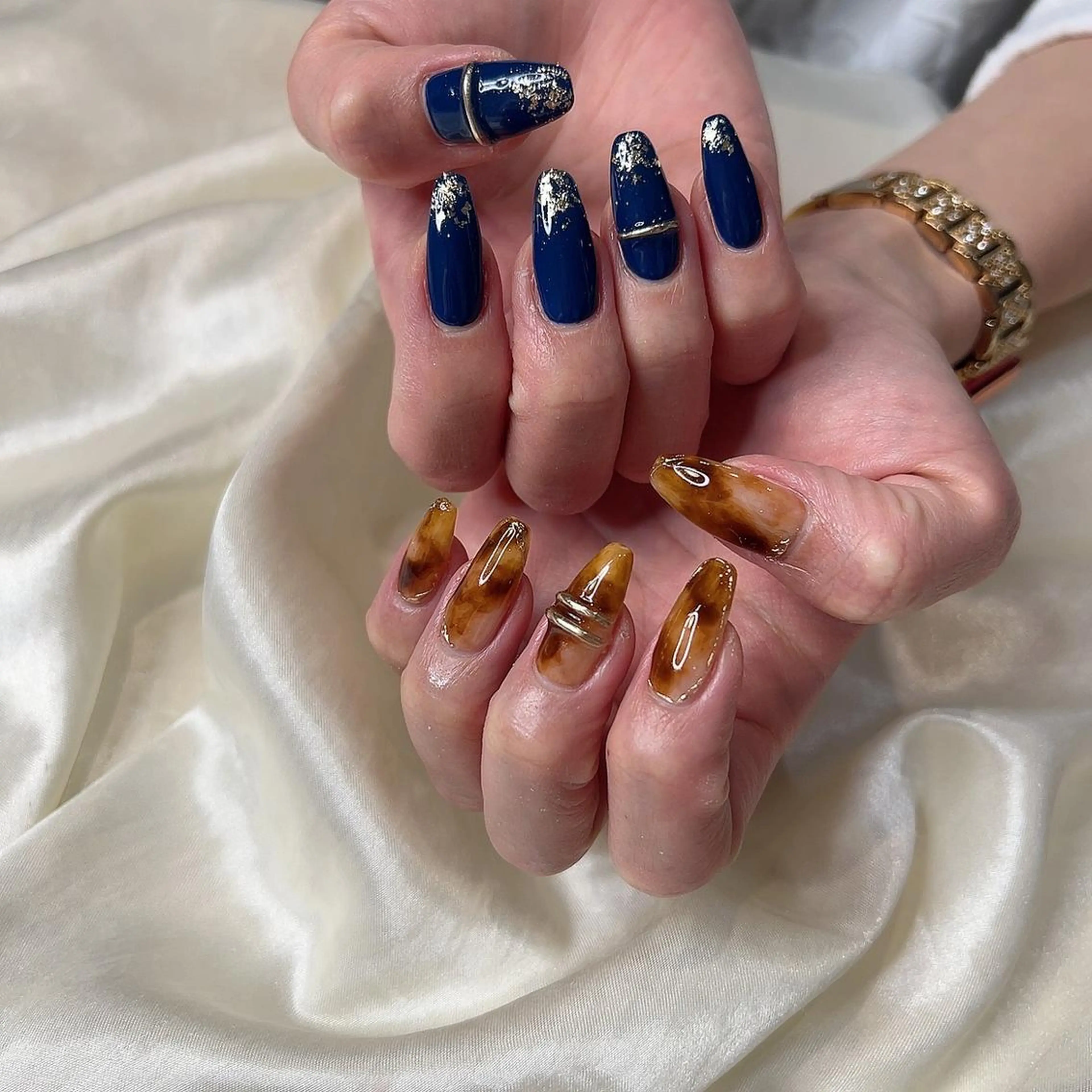 ネイル ハンドネイル 西岡 杏のネイルデザイン