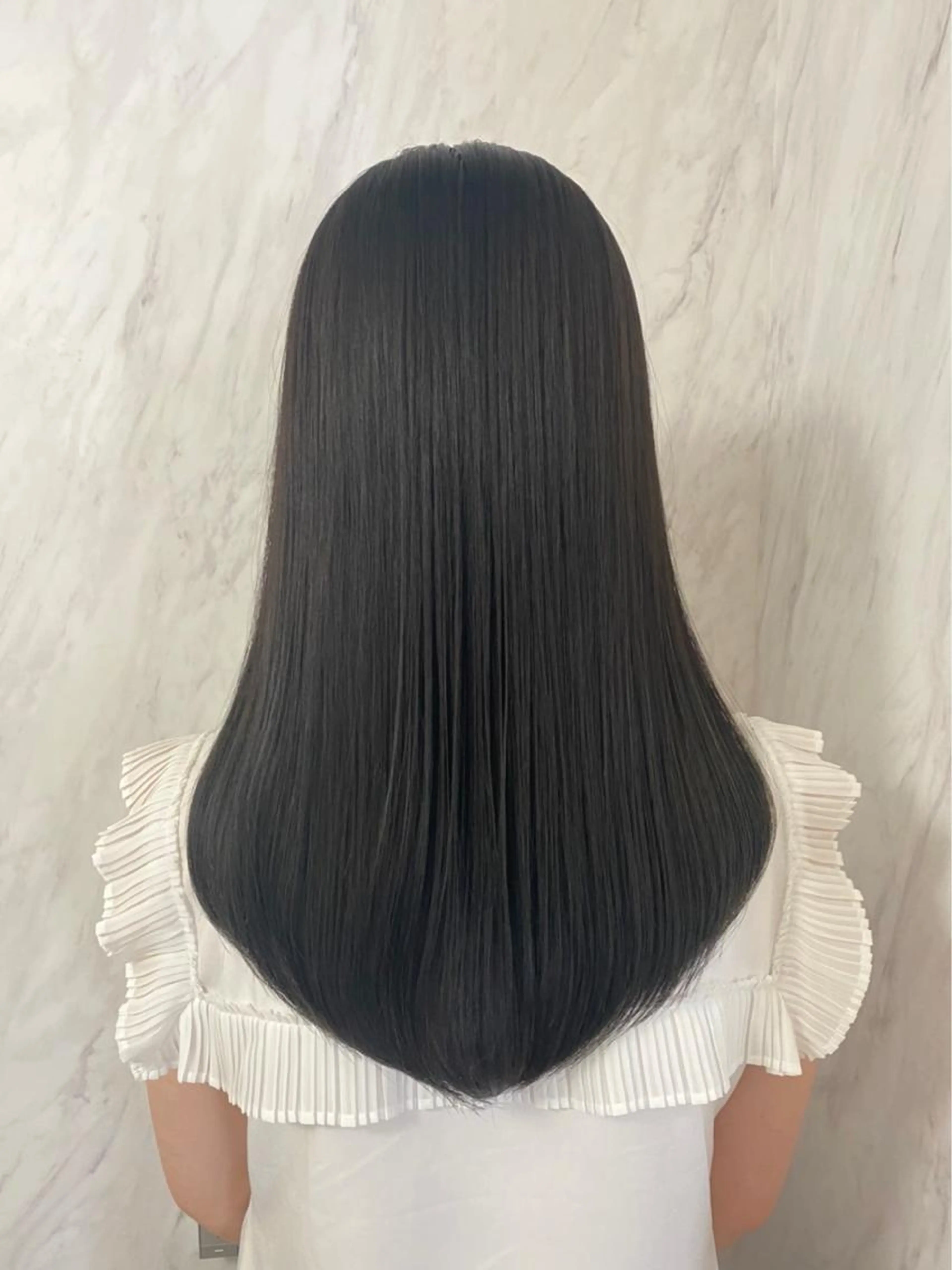 カット+コスメ縮毛矯正+ミストトリートメントの写真