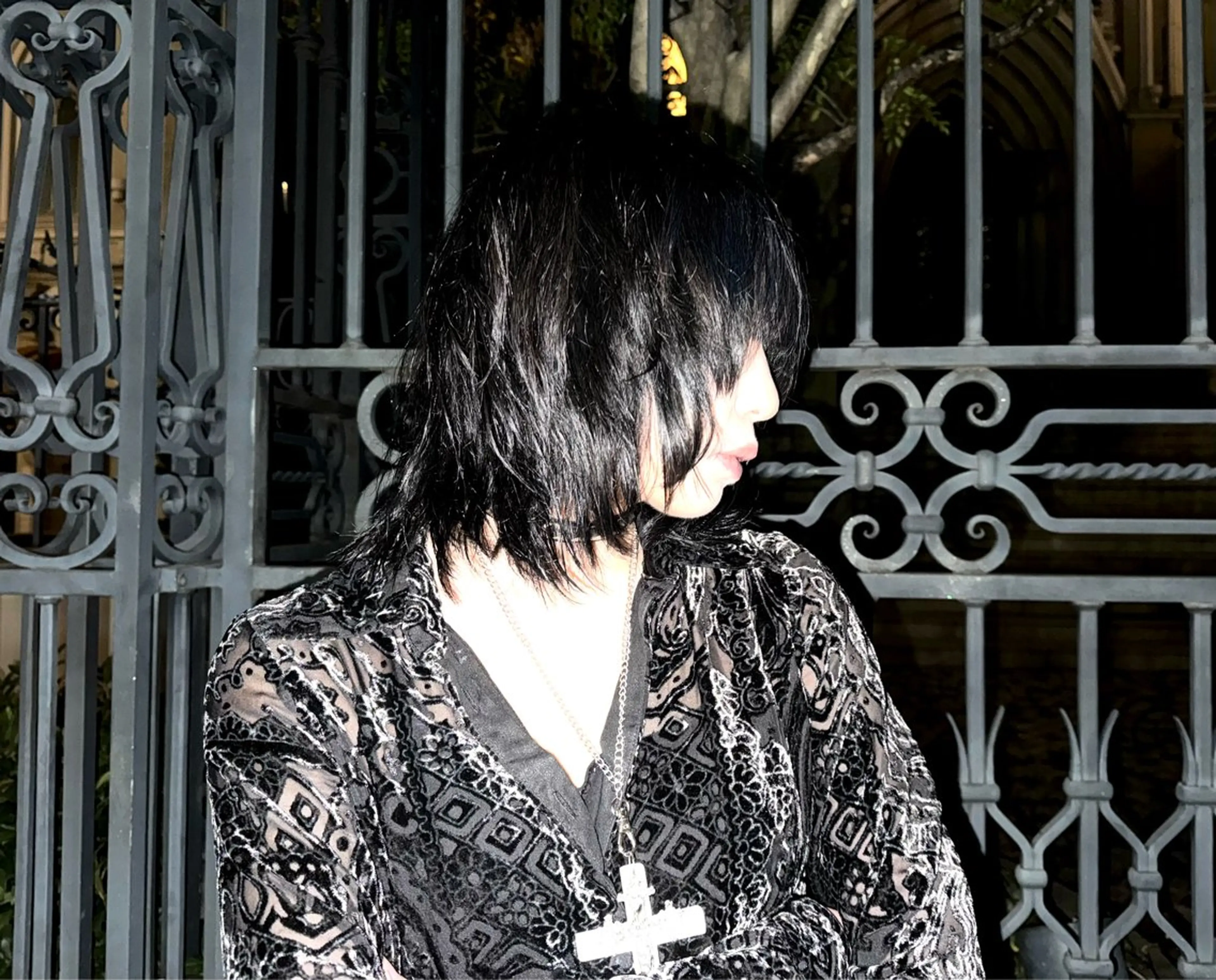 ミディアム カット デザインカラー⭐︎★ 🐆hyo🐆のヘアスタイル