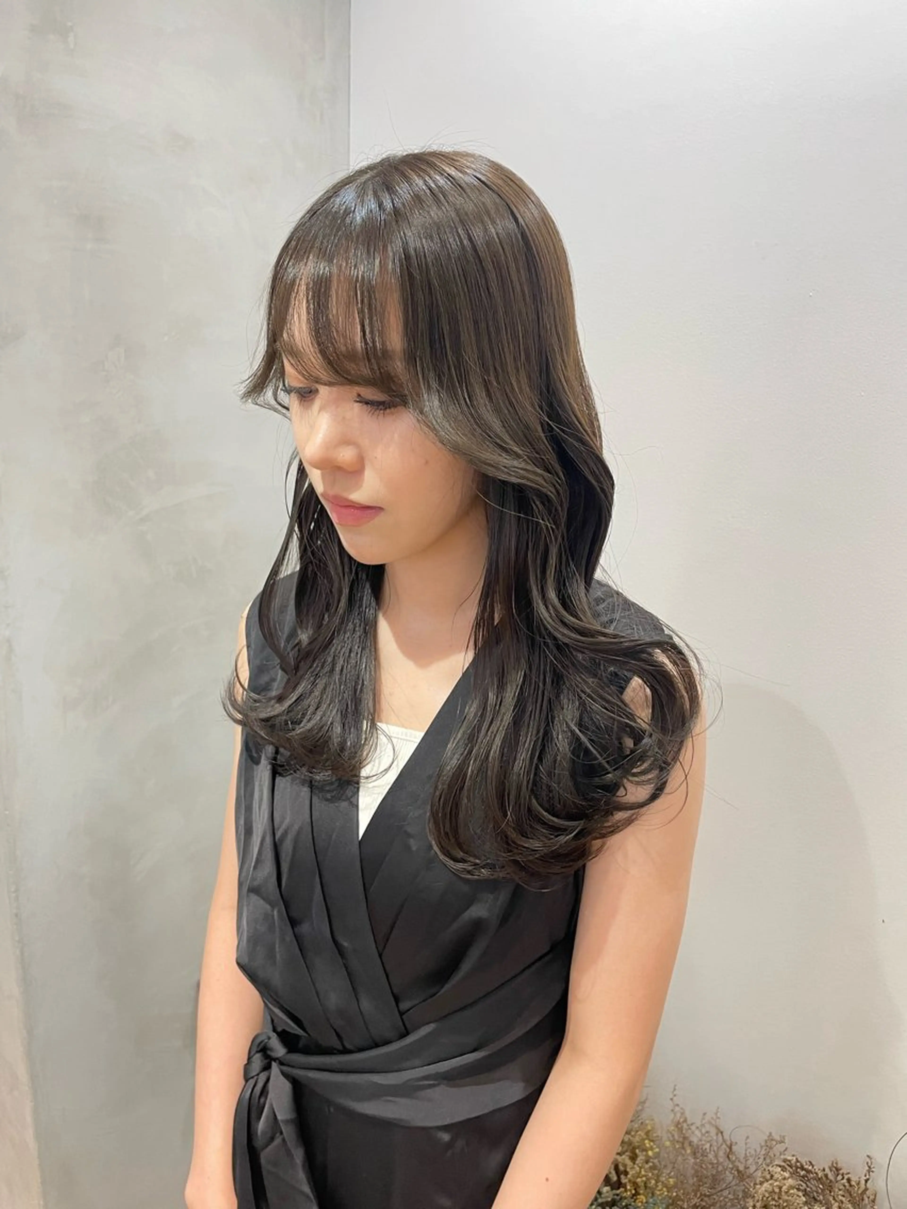 セミロング カット ヘアカラー トリートメント Megu/ベージュ/ 透明感カラーのヘアスタイル