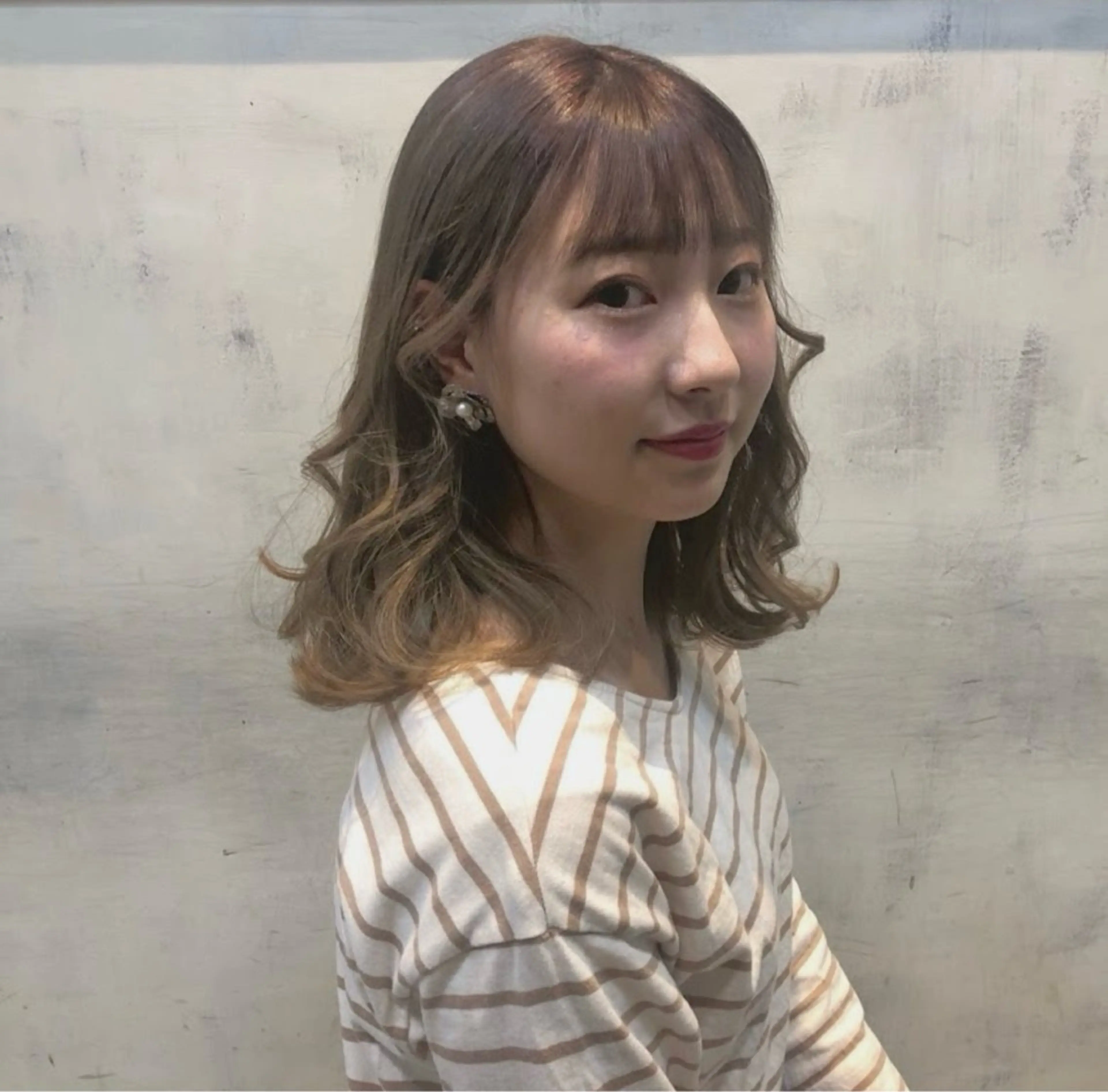 ミディアム カラー カット ヘアカラー トリートメント SHIN 白楽店/Loops所属・髪質改善/かわの ひとしのヘアスタイル