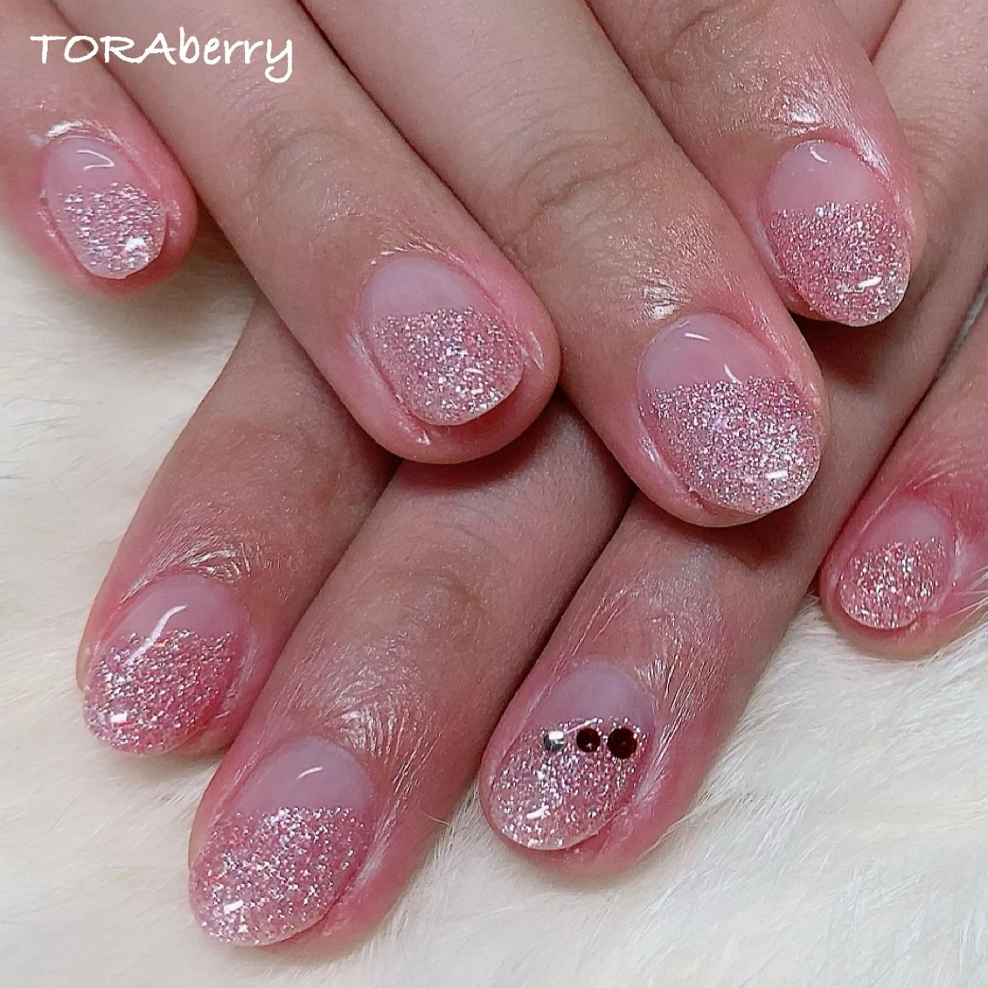 ネイル ラメ(グリッター) ハンドネイル ネイリスト なつみのネイルデザイン