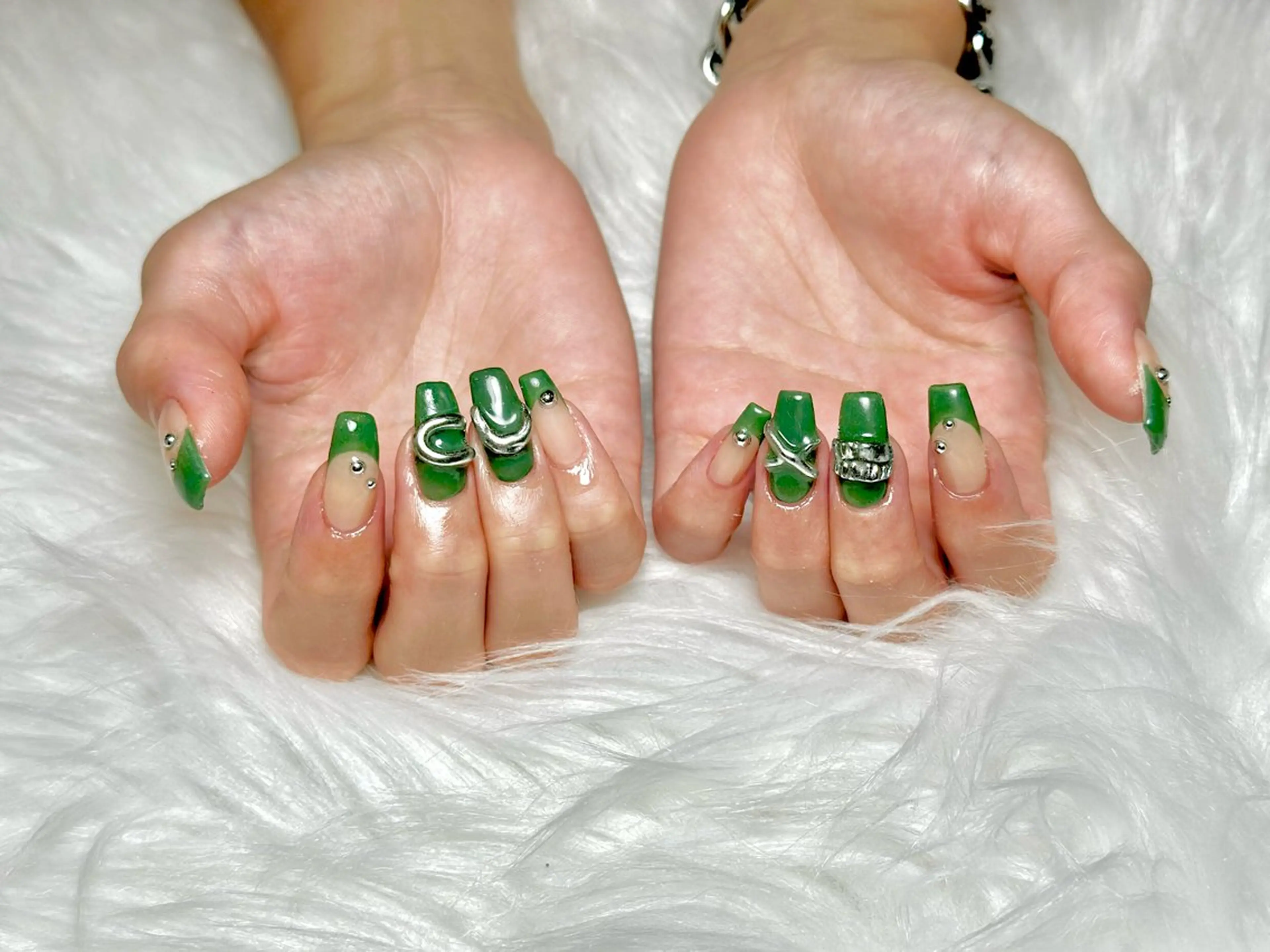 ネイル マルサンカクシカク所属・○△□ 守口市のネイルデザイン