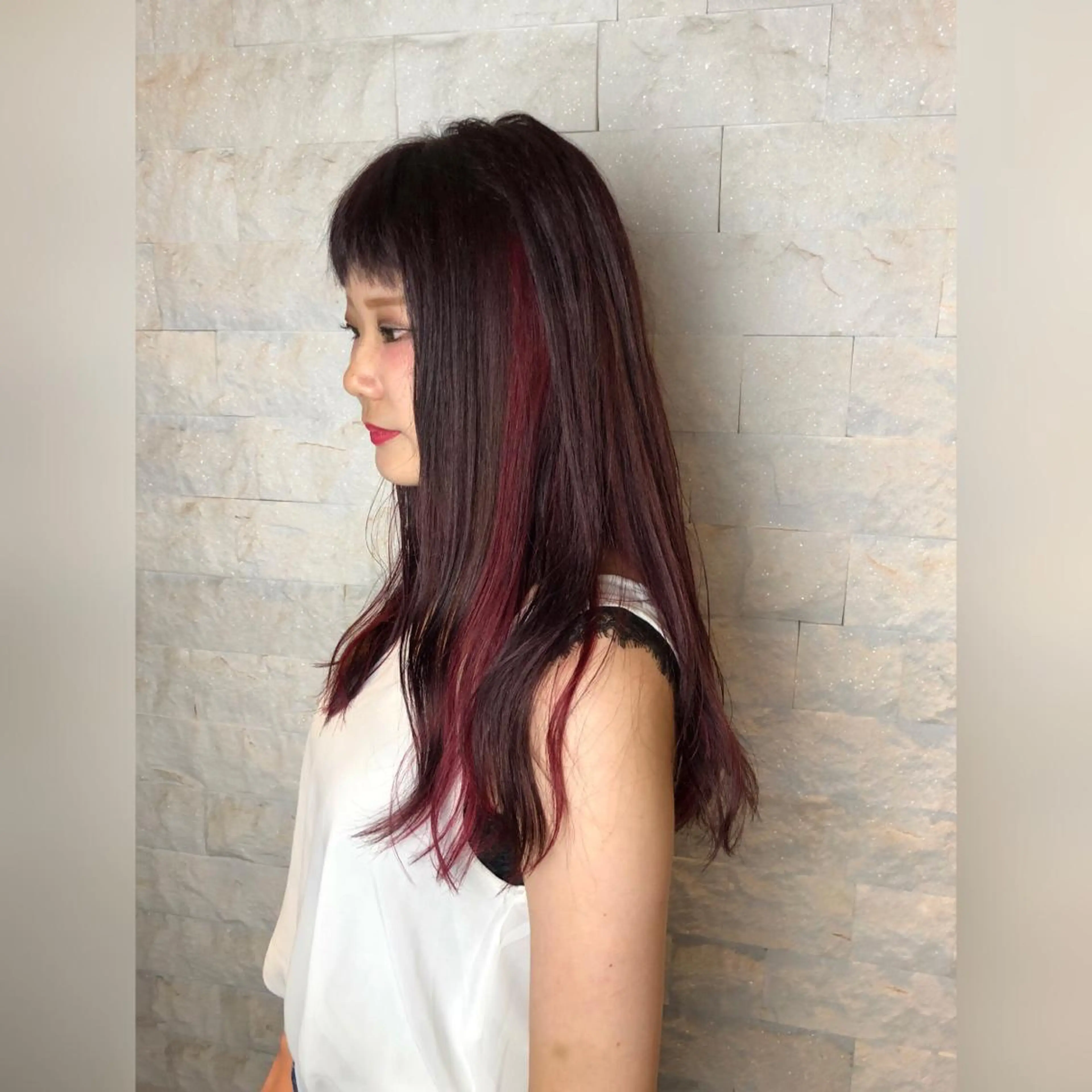 セミロング 圧倒的美髪ストレート ツダケイタロウのヘアスタイル