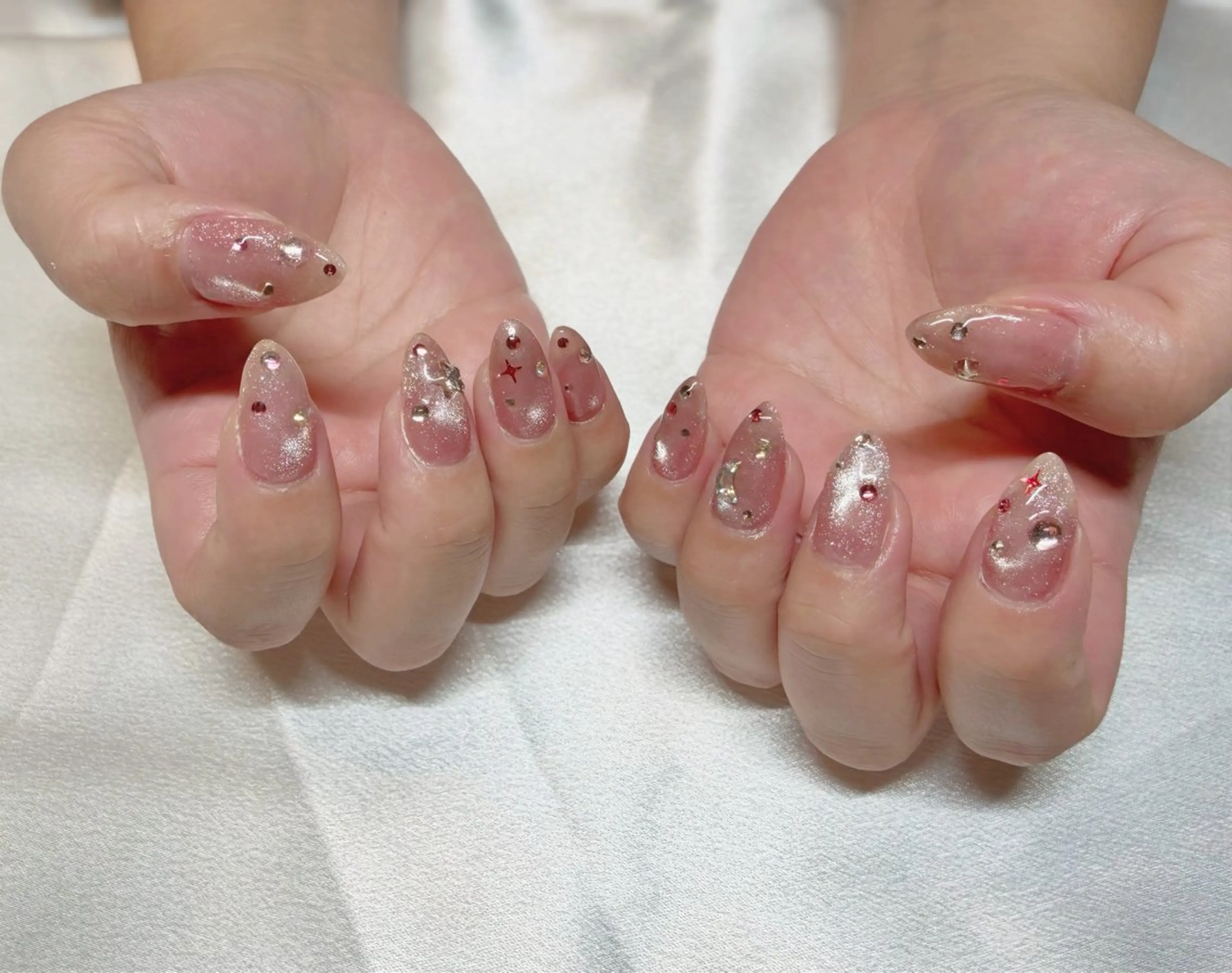 ネイル キラキラネイル マグネットネイル Maylie nail 大森店所属・大森Maylie Kayaのネイルデザイン