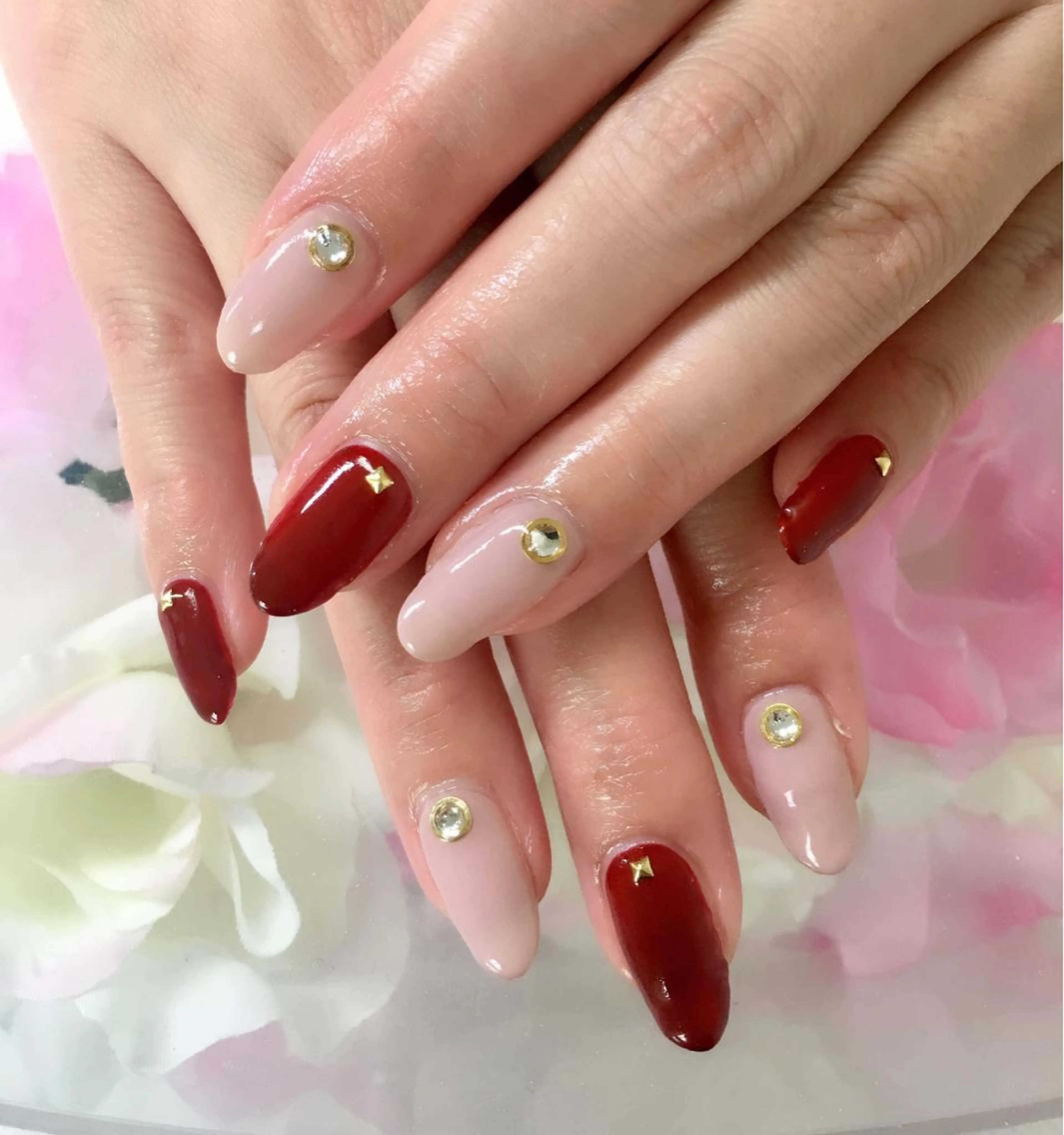 ネイル ストーンネイル luana nailのネイルデザイン