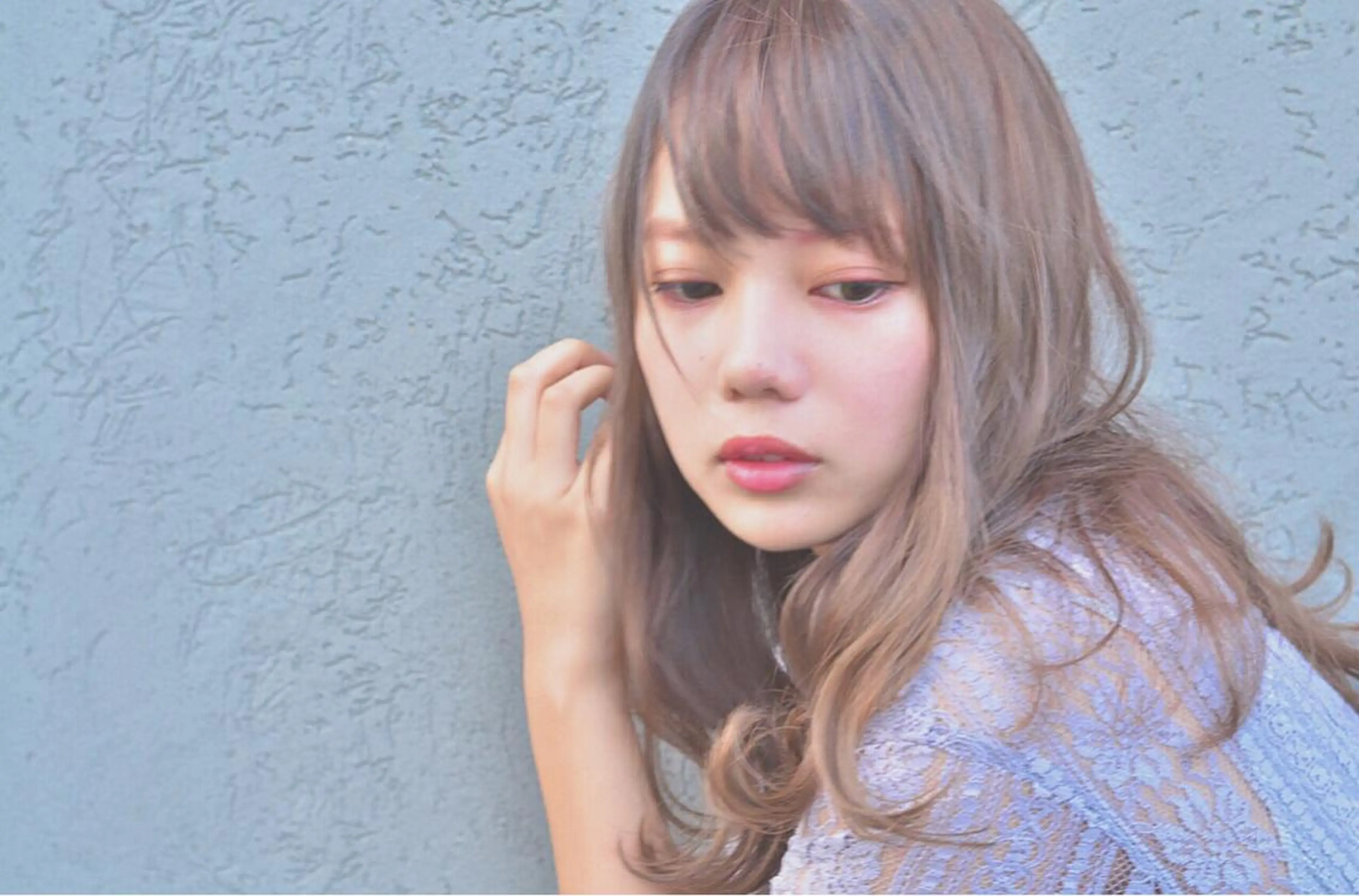 セミロング ロング カラー パーマ ヘアアレンジ グレージュ ラベンダーカラー ヘアカラー トリートメント autre所属・大久保 ひでなりのヘアスタイル