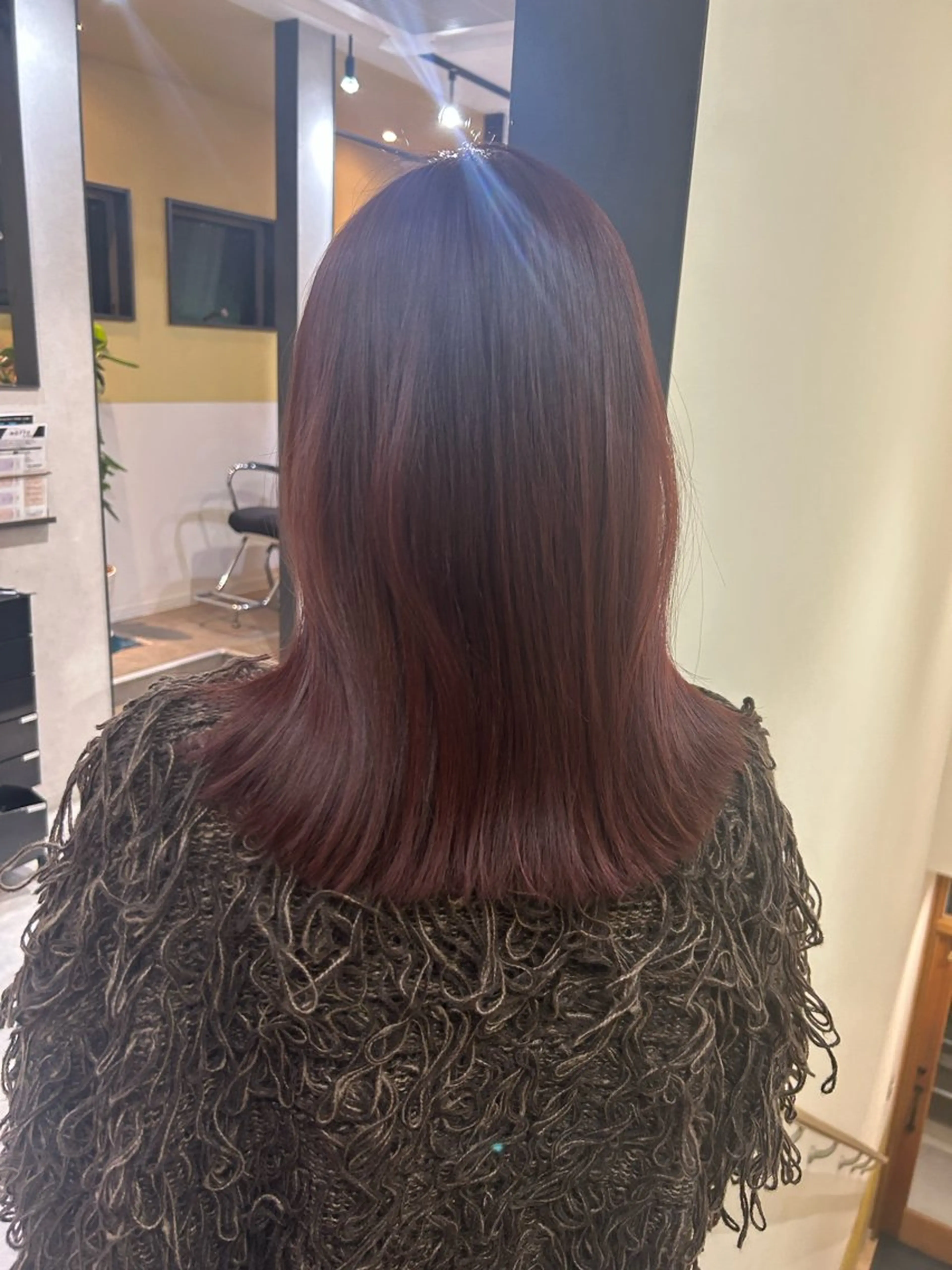 ロング カラー ブリーチ ボルドーカラー ブリーチなしカラー カット ヘアカラー トリートメント hub hair レイヤー/透明感のヘアスタイル