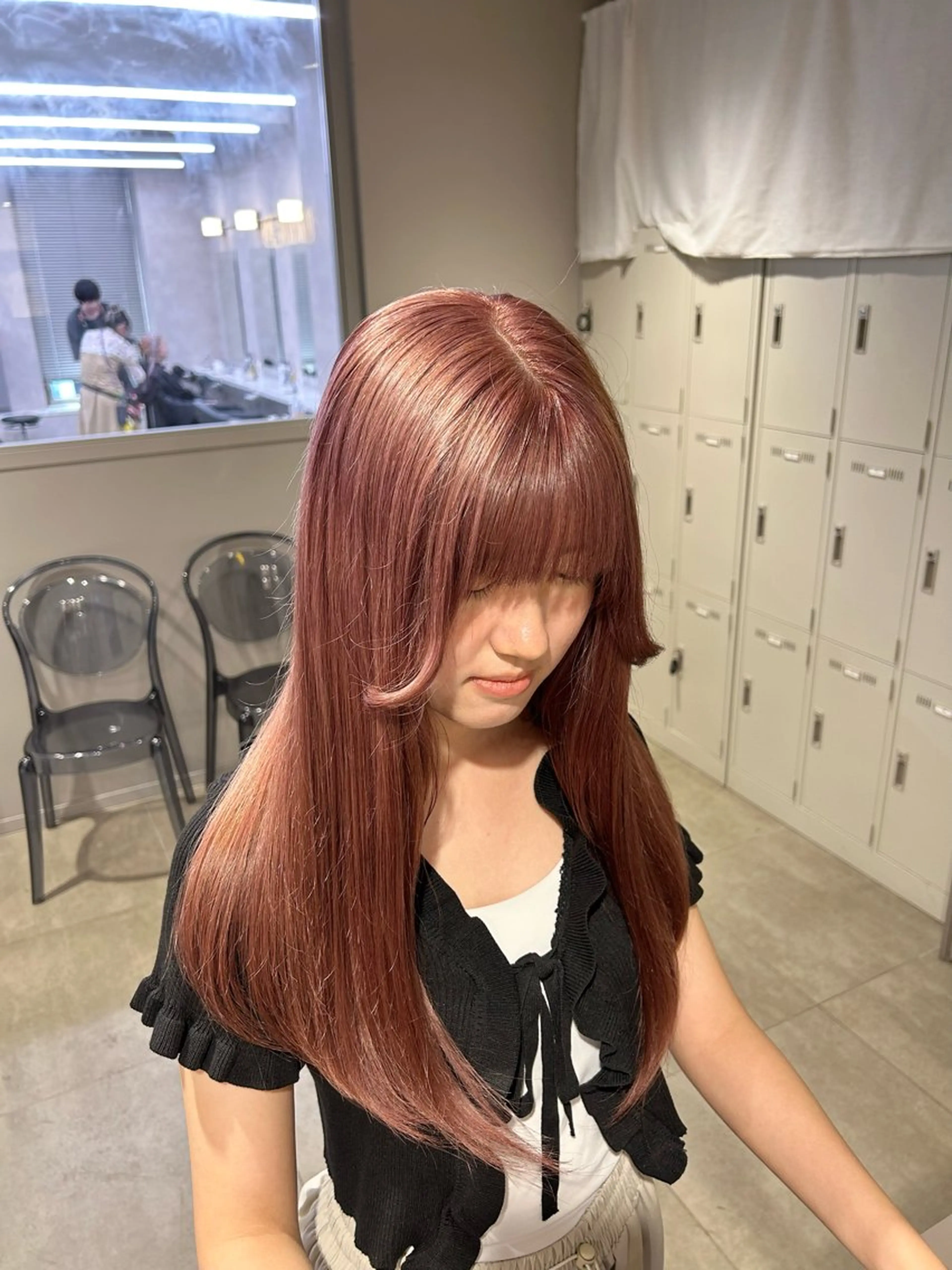 カラー ヘアカラー トリートメント 透明感ベージュ🤎 ナチュラルレイヤーのヘアスタイル