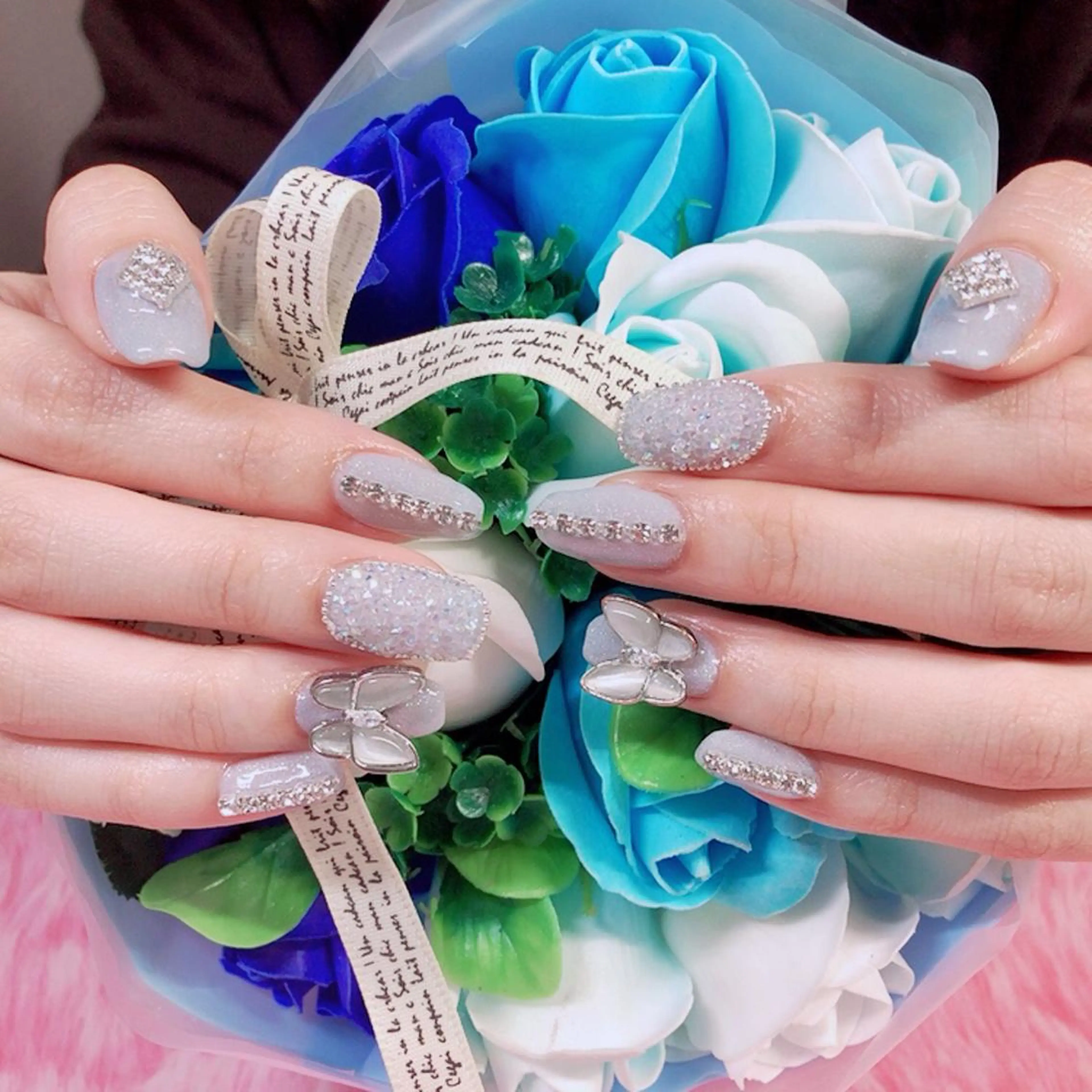 ネイル 奥園 良恵のネイルデザイン