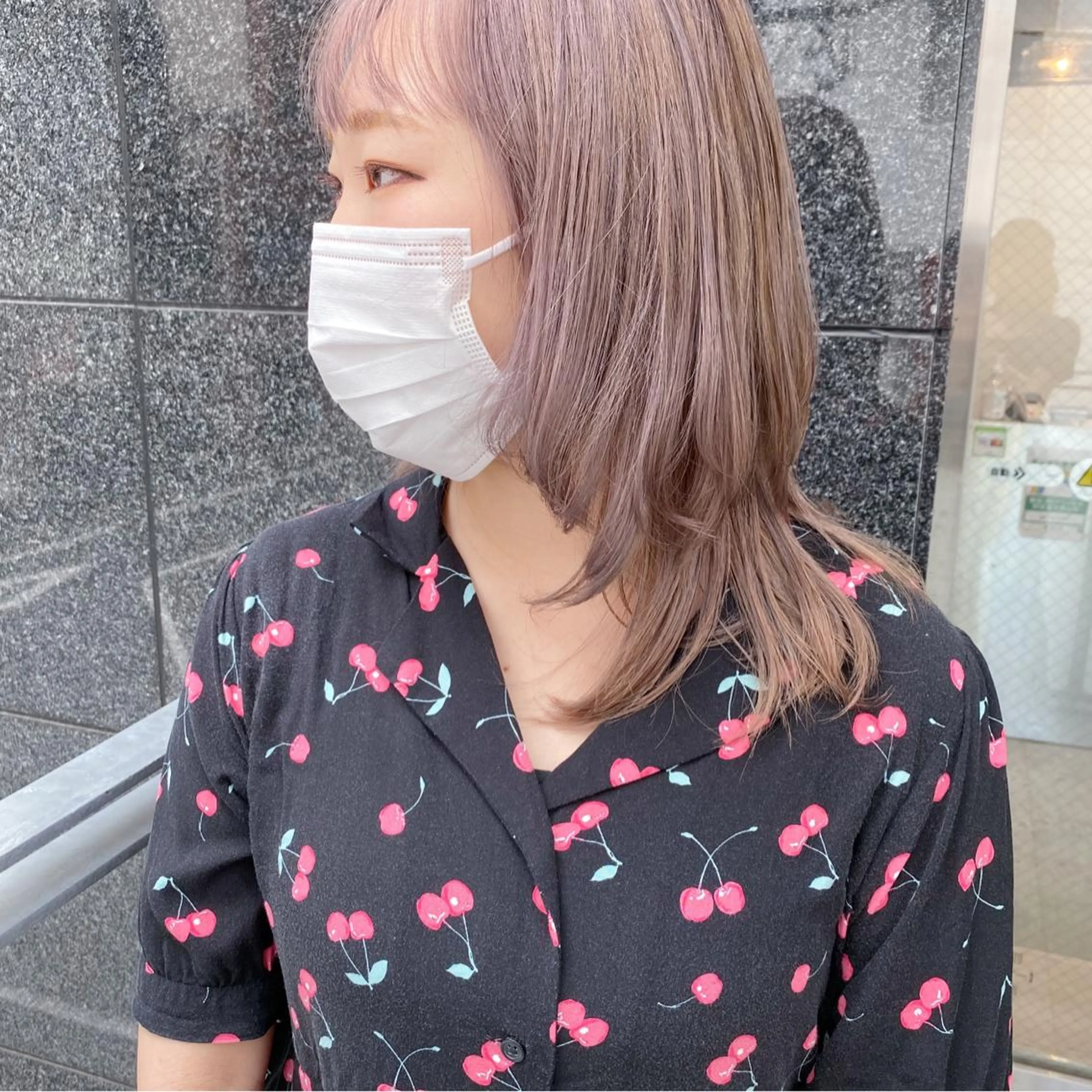 ミディアム カラー ラベンダーカラー レイヤーカット🪽 MARINA🦩のヘアスタイル