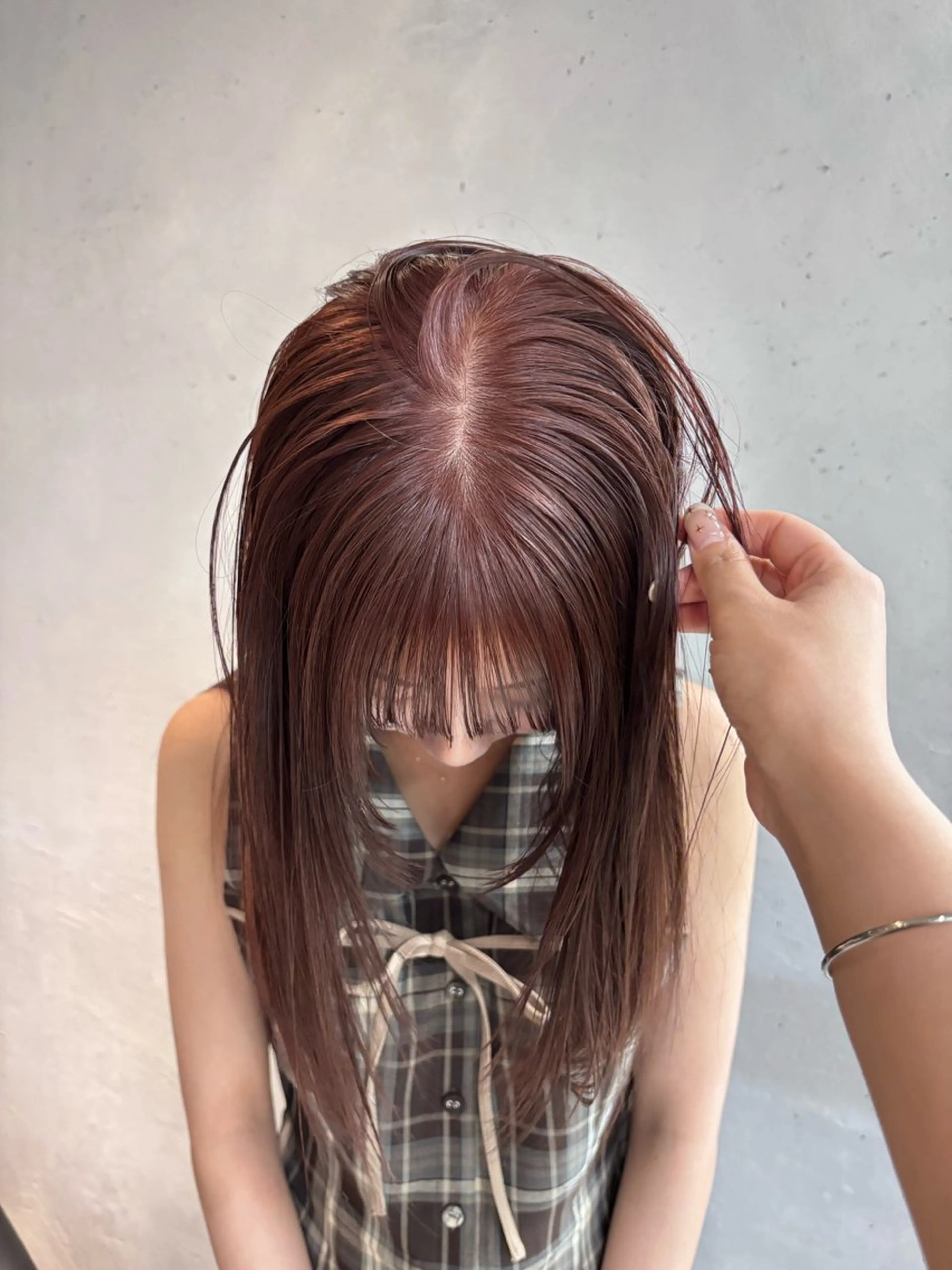 ロング カラー ブリーチ ブリーチなしカラー ピンクカラー ヘアカラー レイヤー/顔周り /AKARIのヘアスタイル