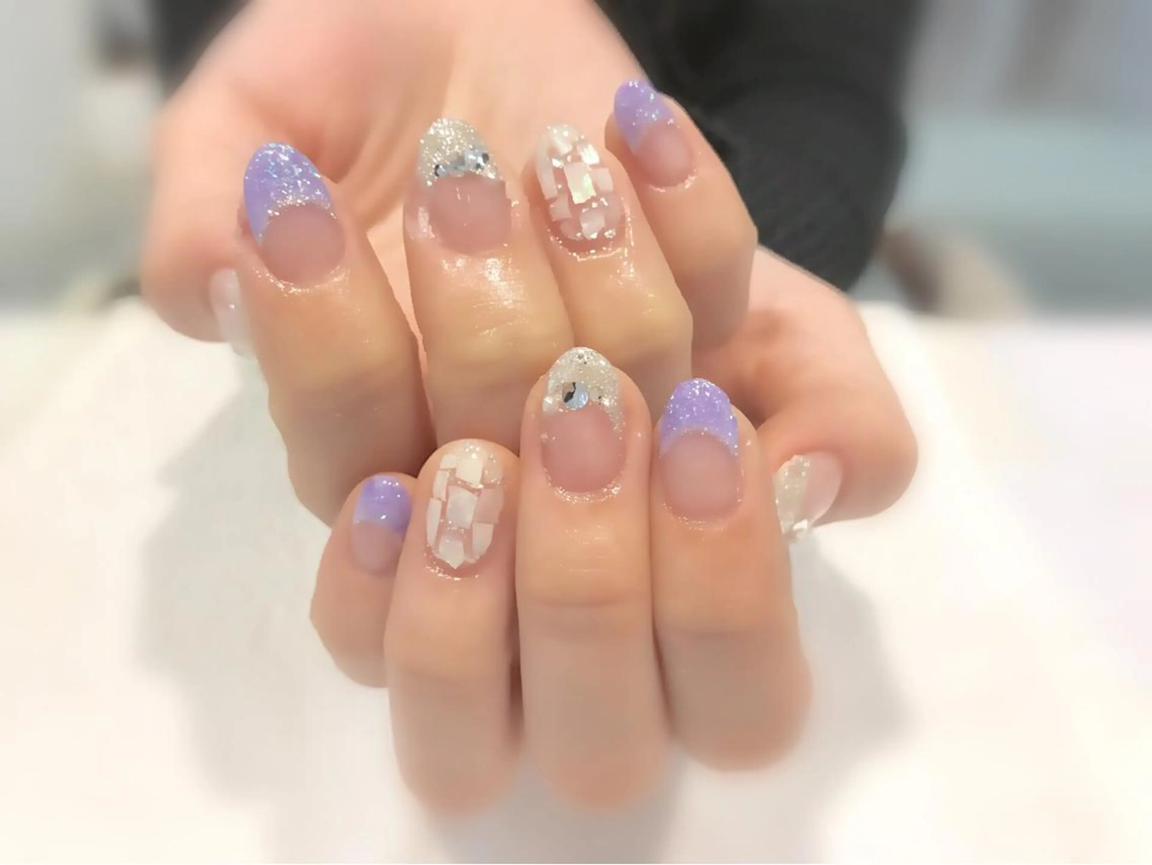 ネイル フレンチネイル Re Pearl～コーディネートサロン～ 市駅前店所属・NARUMI HYODOのネイルデザイン