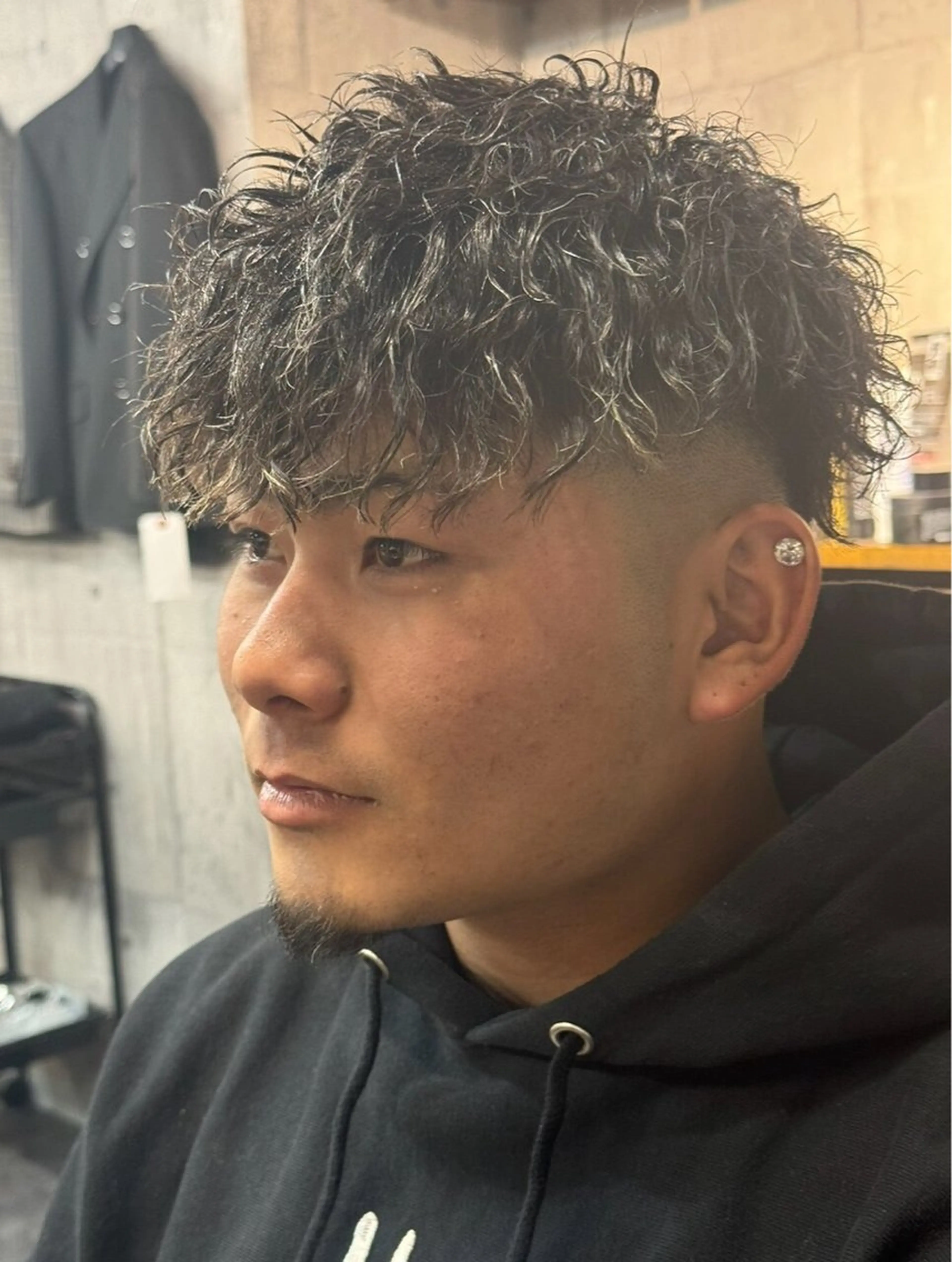 パーマ メンズ 三谷 仁のヘアスタイル