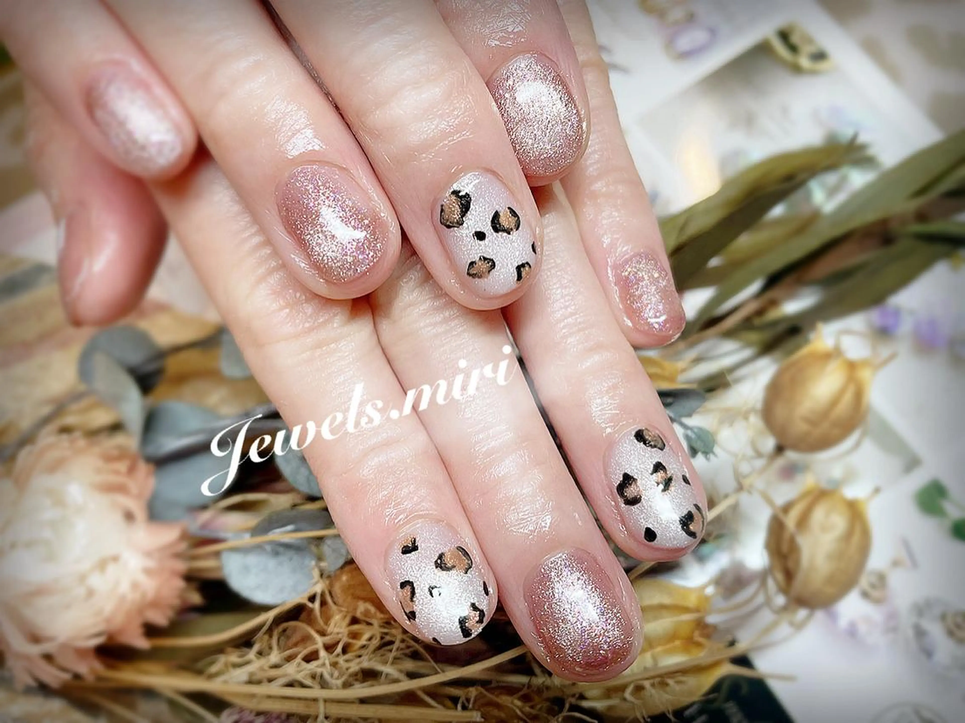 ネイル Jewels nail lily 白楽所属・ネイルサロン Jewels Mのネイルデザイン