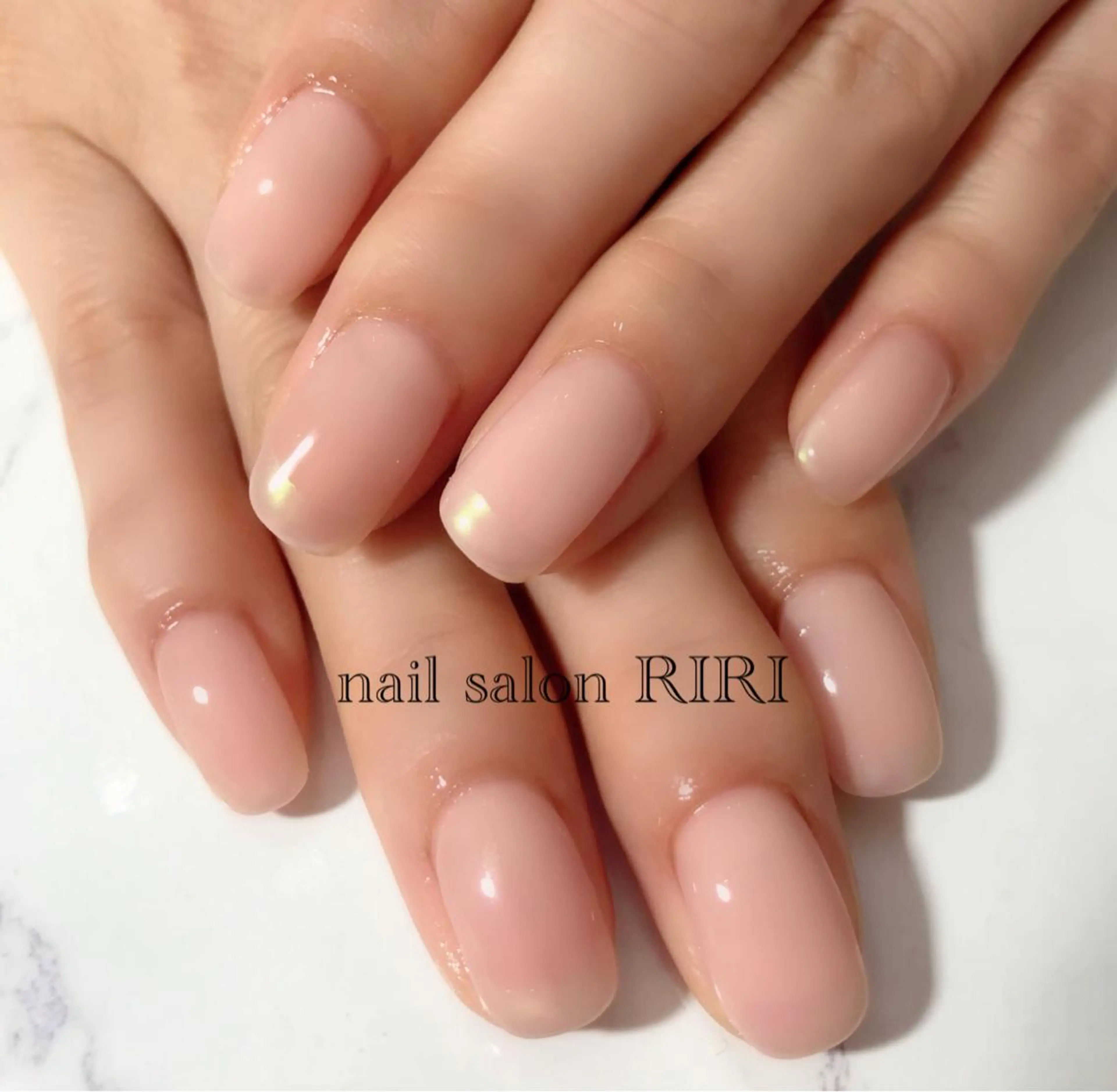 ネイル オーロラネイル フレンチネイル private  nail  salon RIRI所属・RIRI リリのネイルデザイン