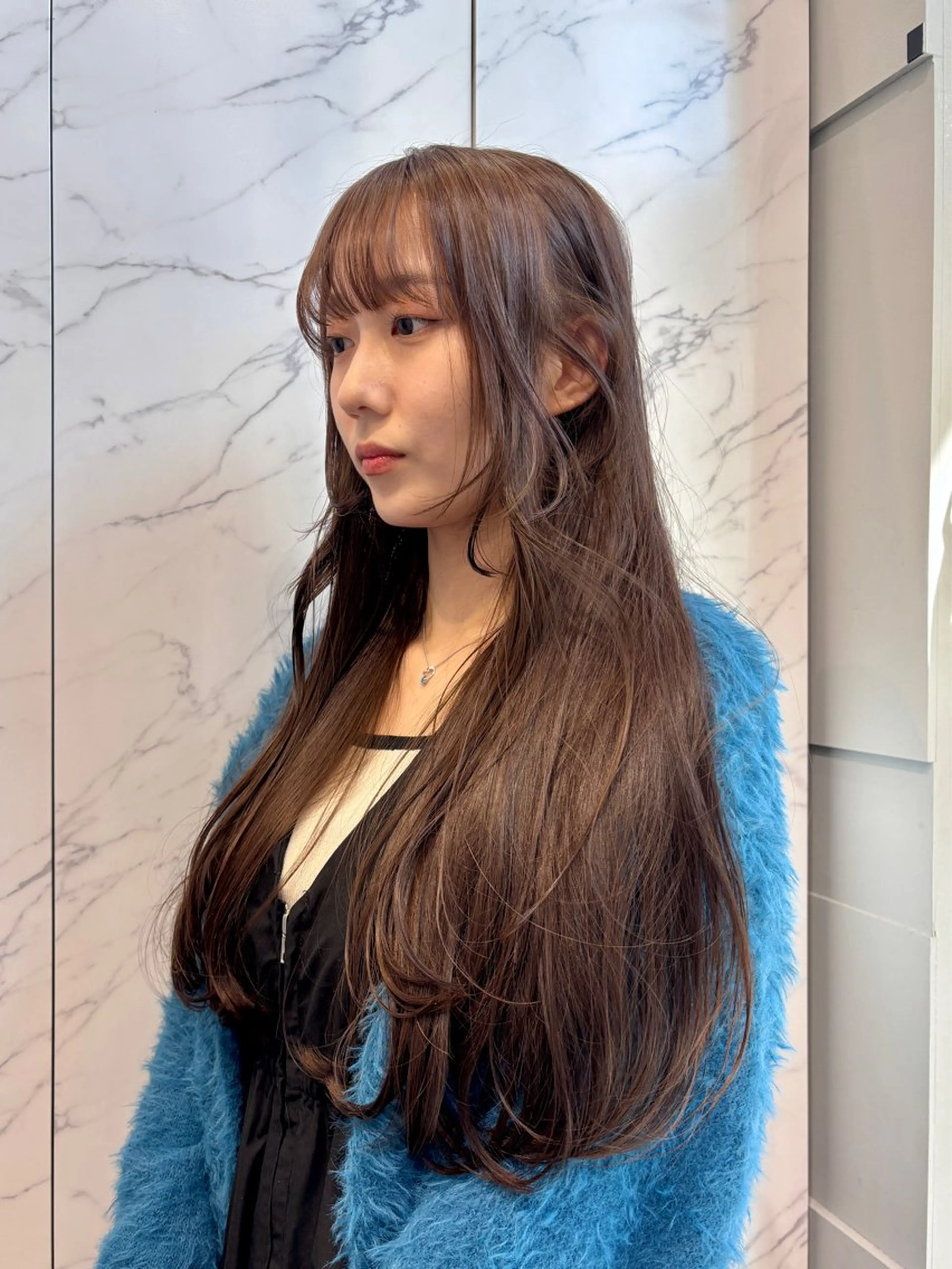 ロング カラー ベージュカラー 透明感カラー カット ヘアカラー miu /透明感カラーのヘアスタイル