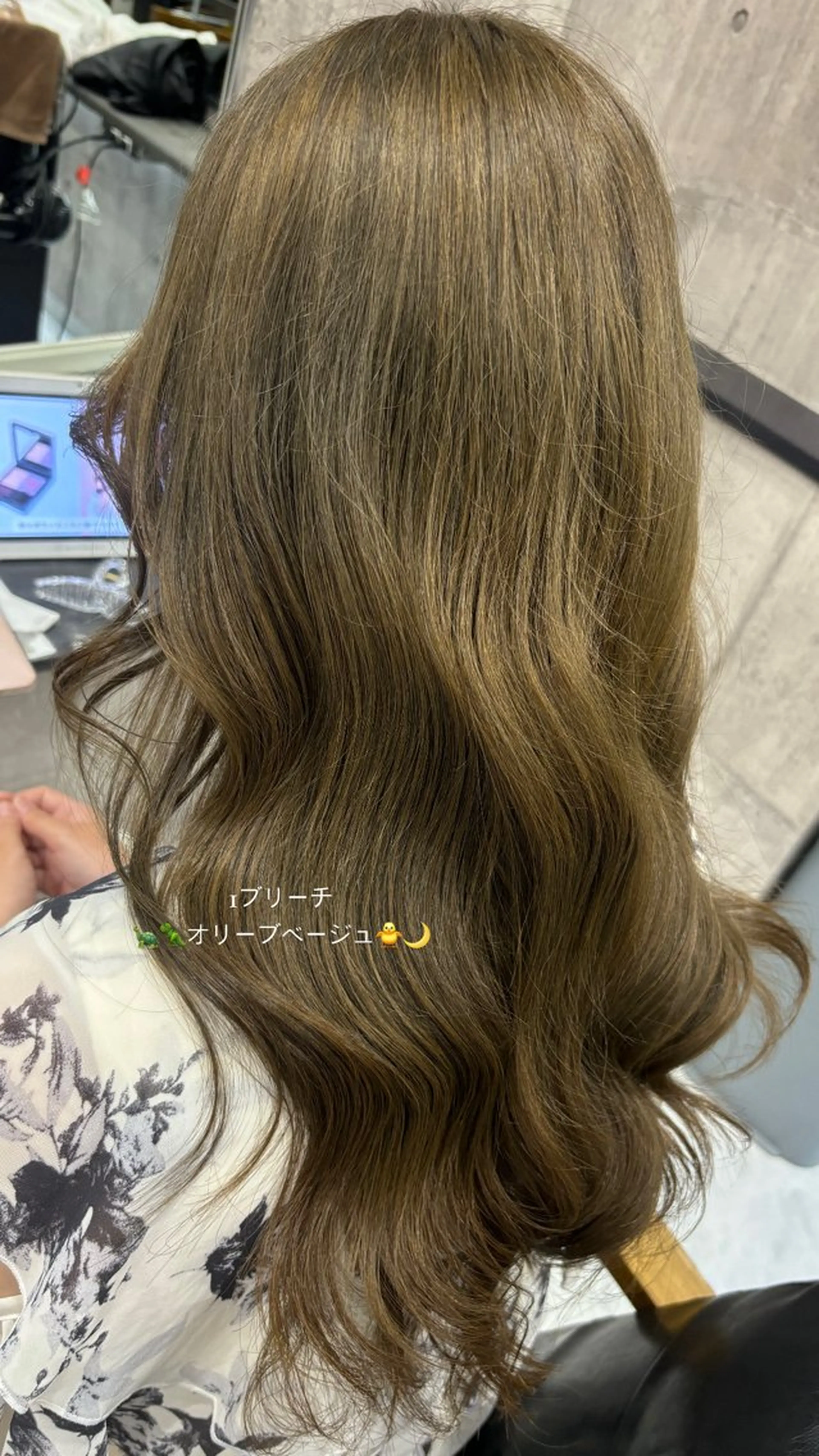 ロング カラー 🥣ケアブリーチカ ラーTakato🥛のヘアスタイル