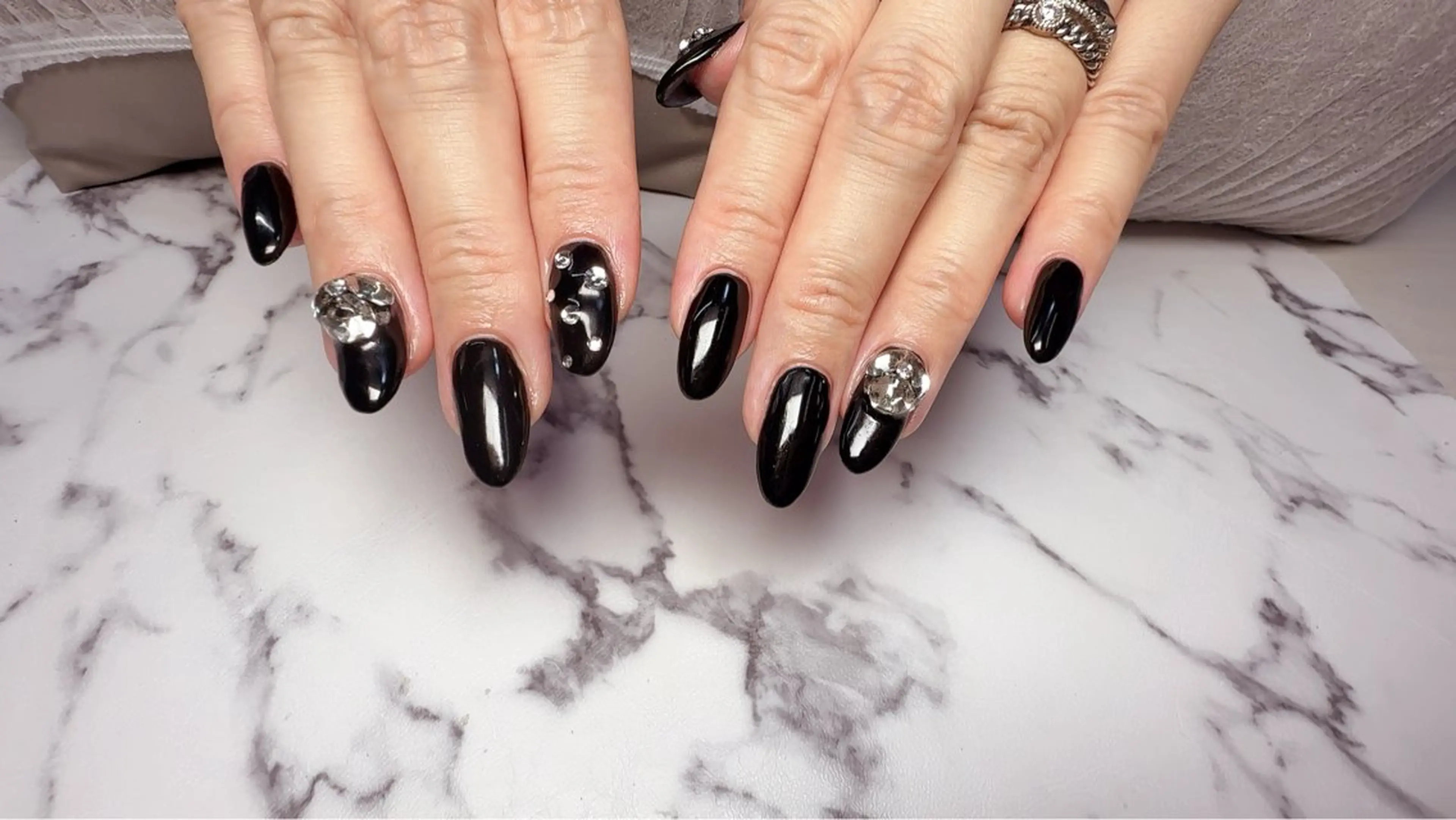 ネイル nail salon ily 武蔵新城のネイルデザイン