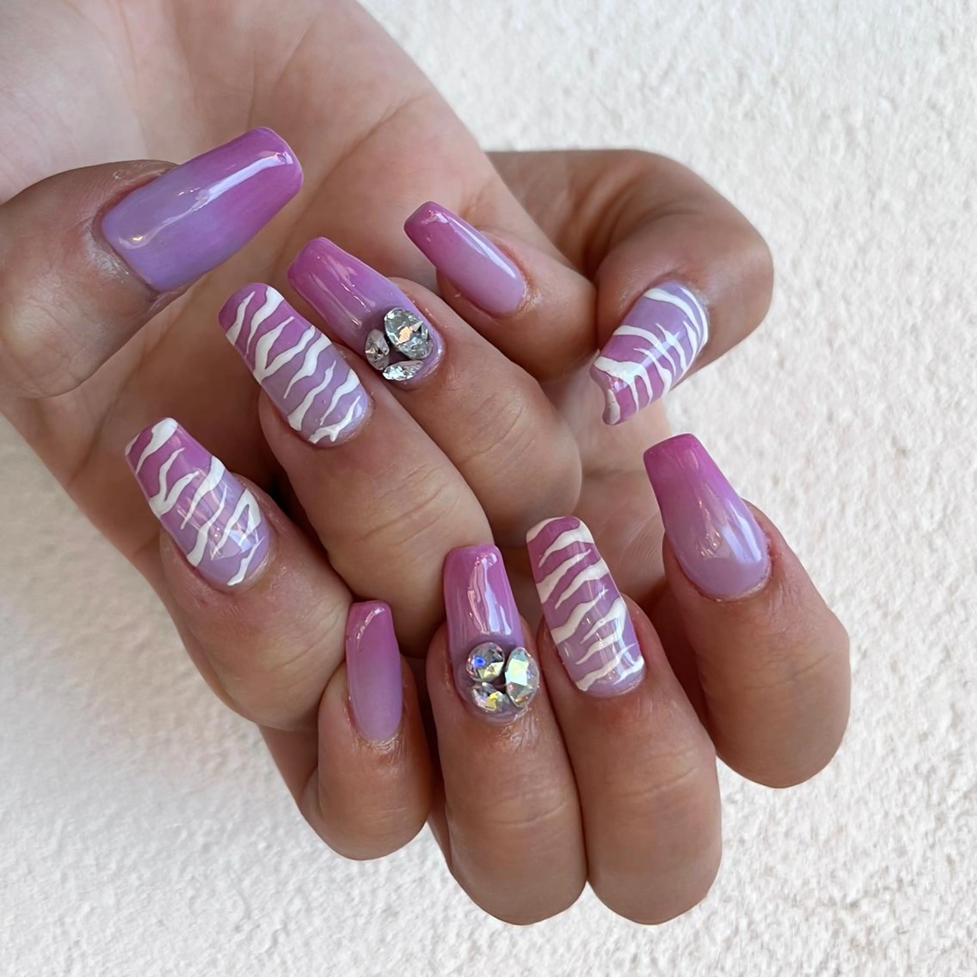 ネイル ハンドネイル 河野 弥月のネイルデザイン