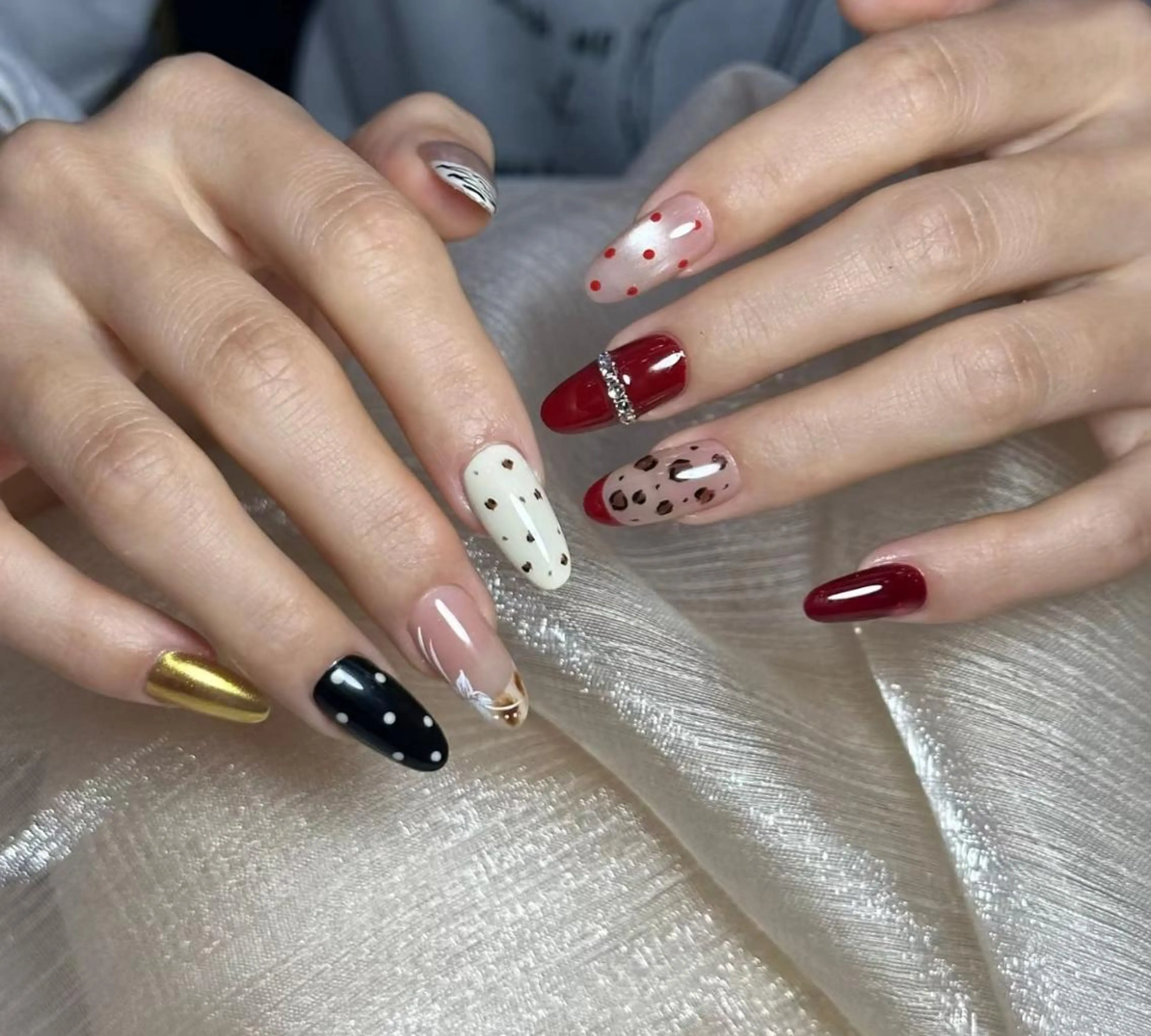 ネイル ビルドアップ ビューティー　なつのネイルデザイン