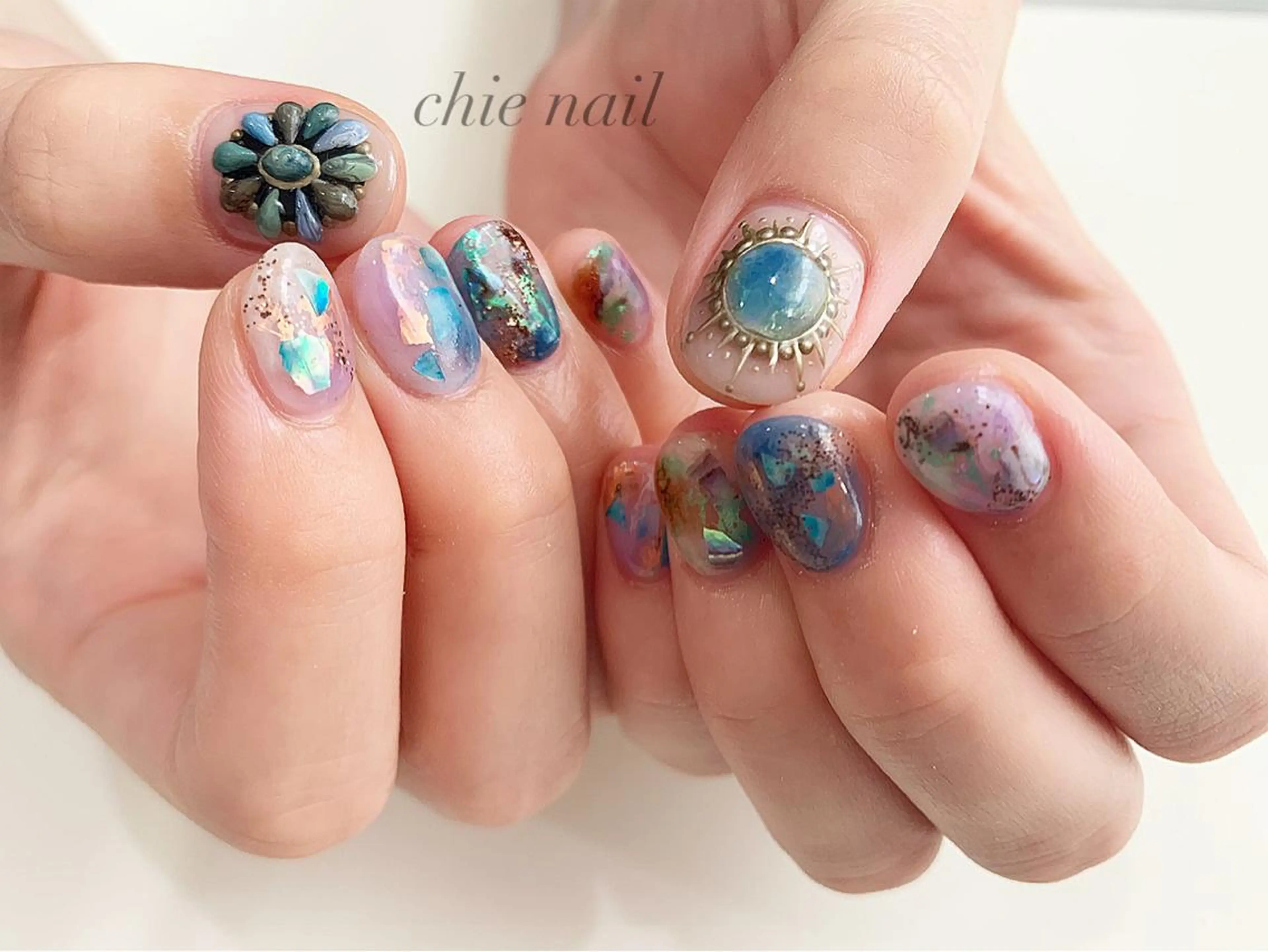 ネイル ジェルネイル 森ノ宮❤︎ chieのネイルデザイン