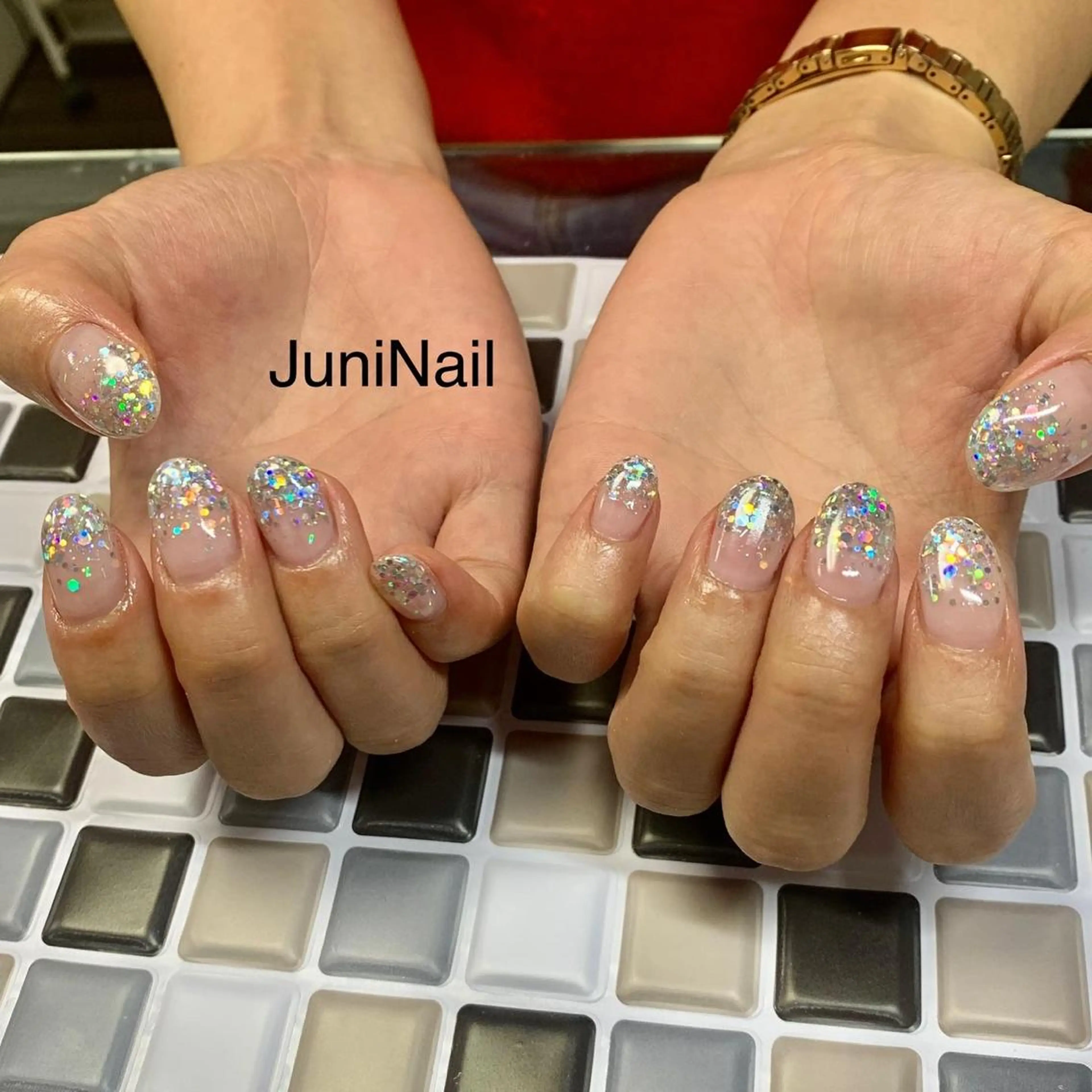 ネイル オーロラネイル クリアネイル 成人式 フラッシュネイル フレンチネイル ハンドネイル JuniNail 주니네일🇰🇷suのネイルデザイン