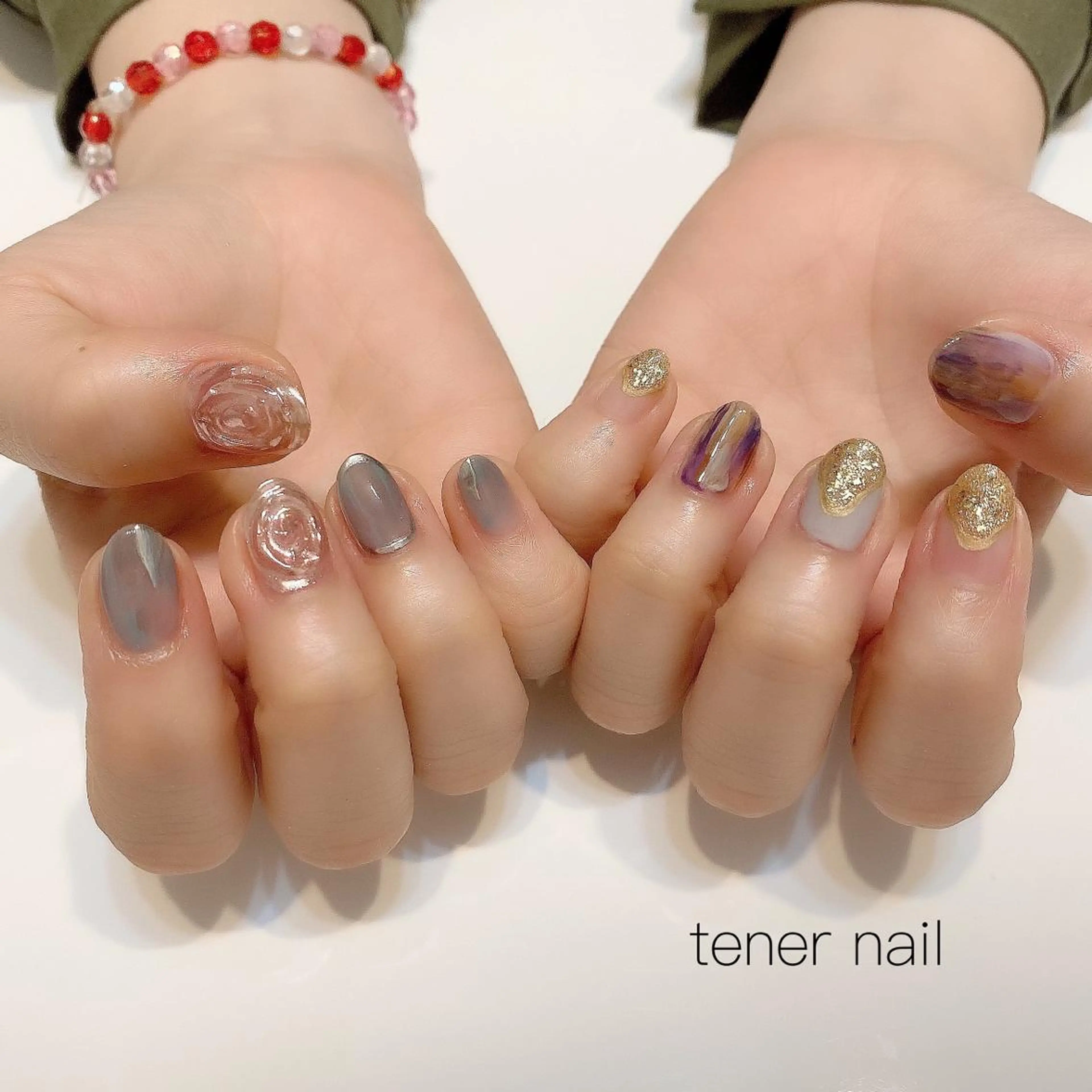 ネイル フレンチネイル ゴールド ラメ(グリッター) tener  nail  テネルネイル所属・テネルネイル tener nailのネイルデザイン