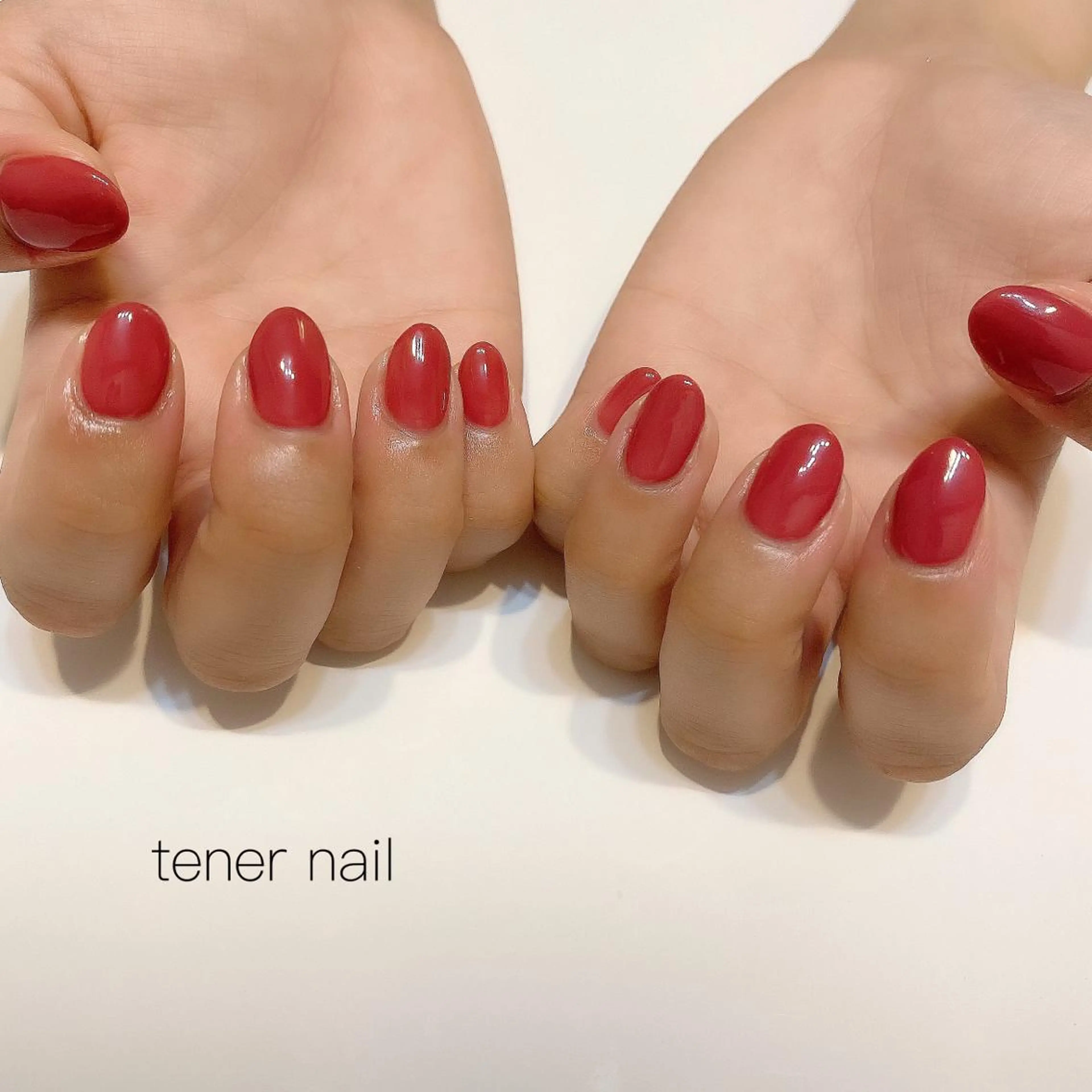 ネイル ワンカラーネイル 赤色 tener  nail  テネルネイル所属・テネルネイル tener nailのネイルデザイン