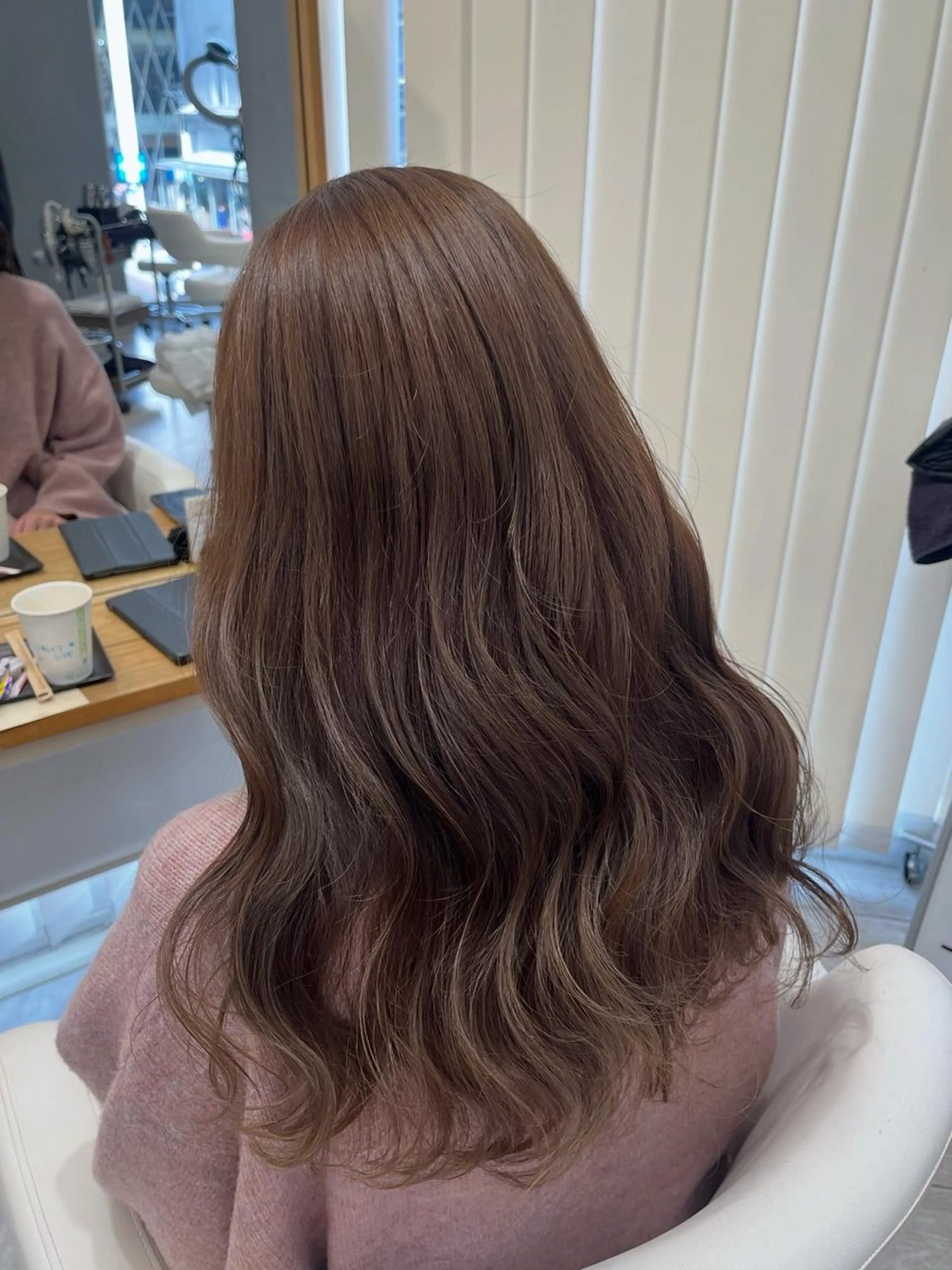 ロング アッシュ カット ヘアカラー トリートメント AVANCE. chisatoのヘアスタイル