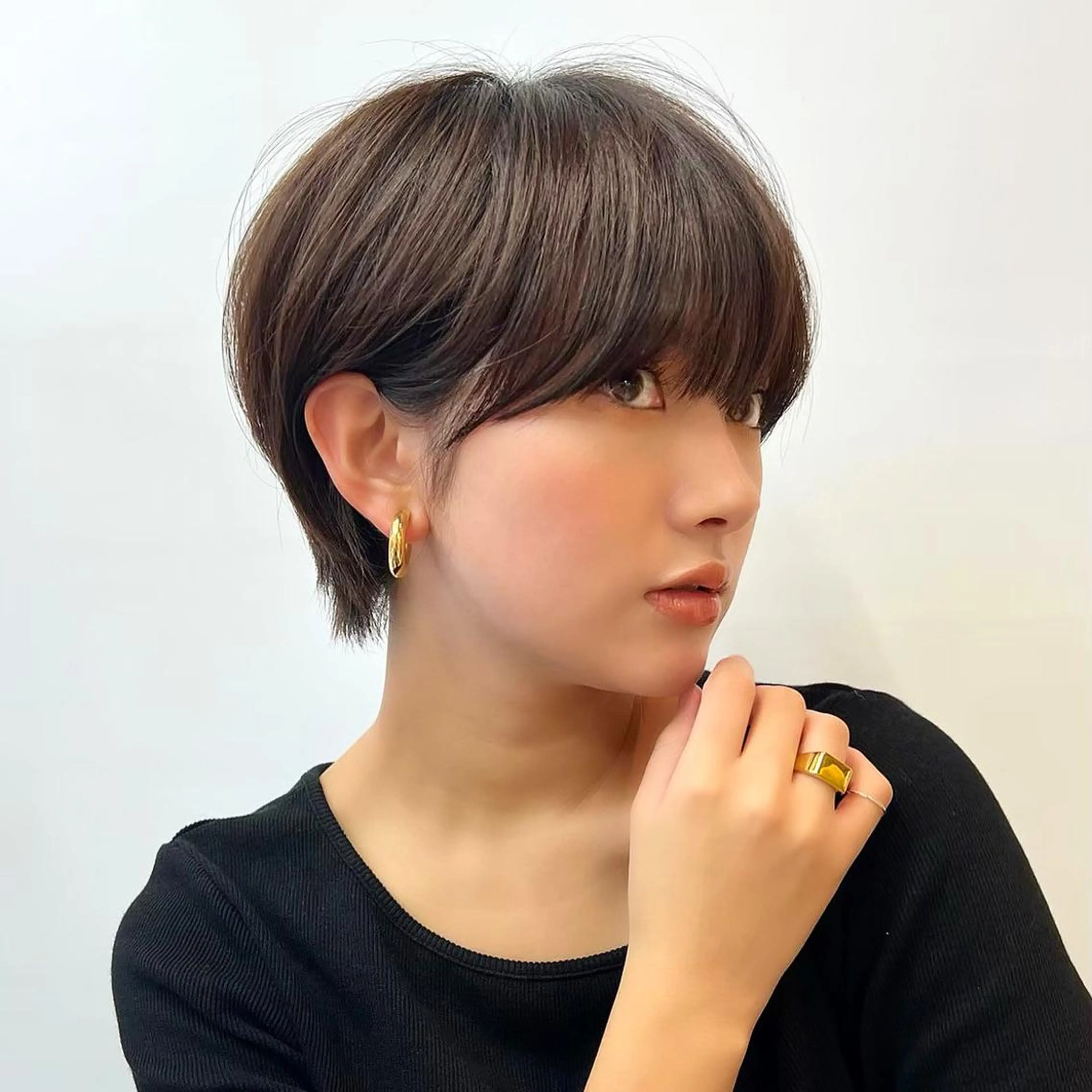 ショート mee.浦和店所属・浦和指名率No.1 ショート特化美容師のヘアスタイル