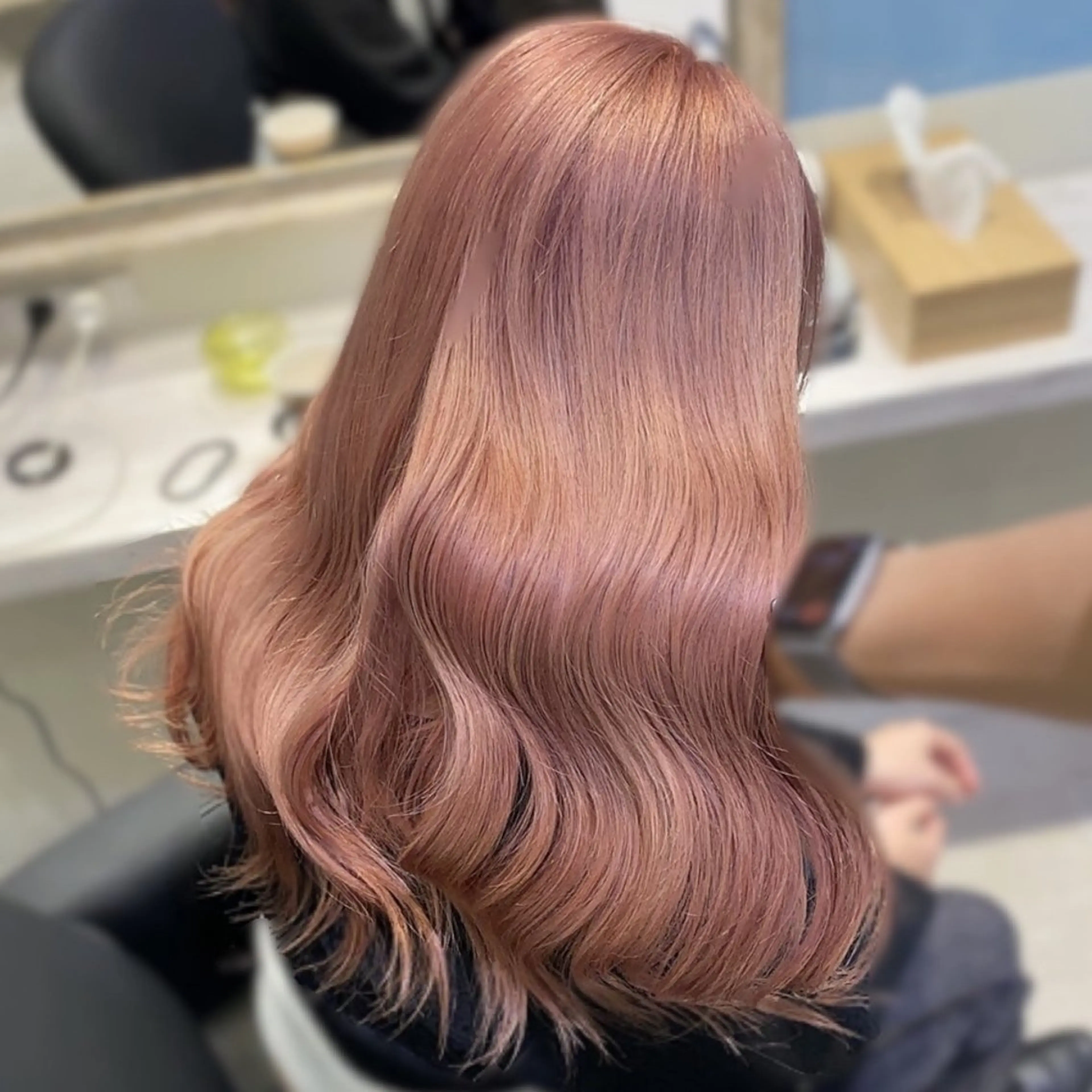 ロング カラー ベージュカラー ブリーチ ハイトーンカラー ピンクカラー ピンクベージュ 💖ブリーチ/暖色 𝐘𝐮𝐢💖のヘアスタイル