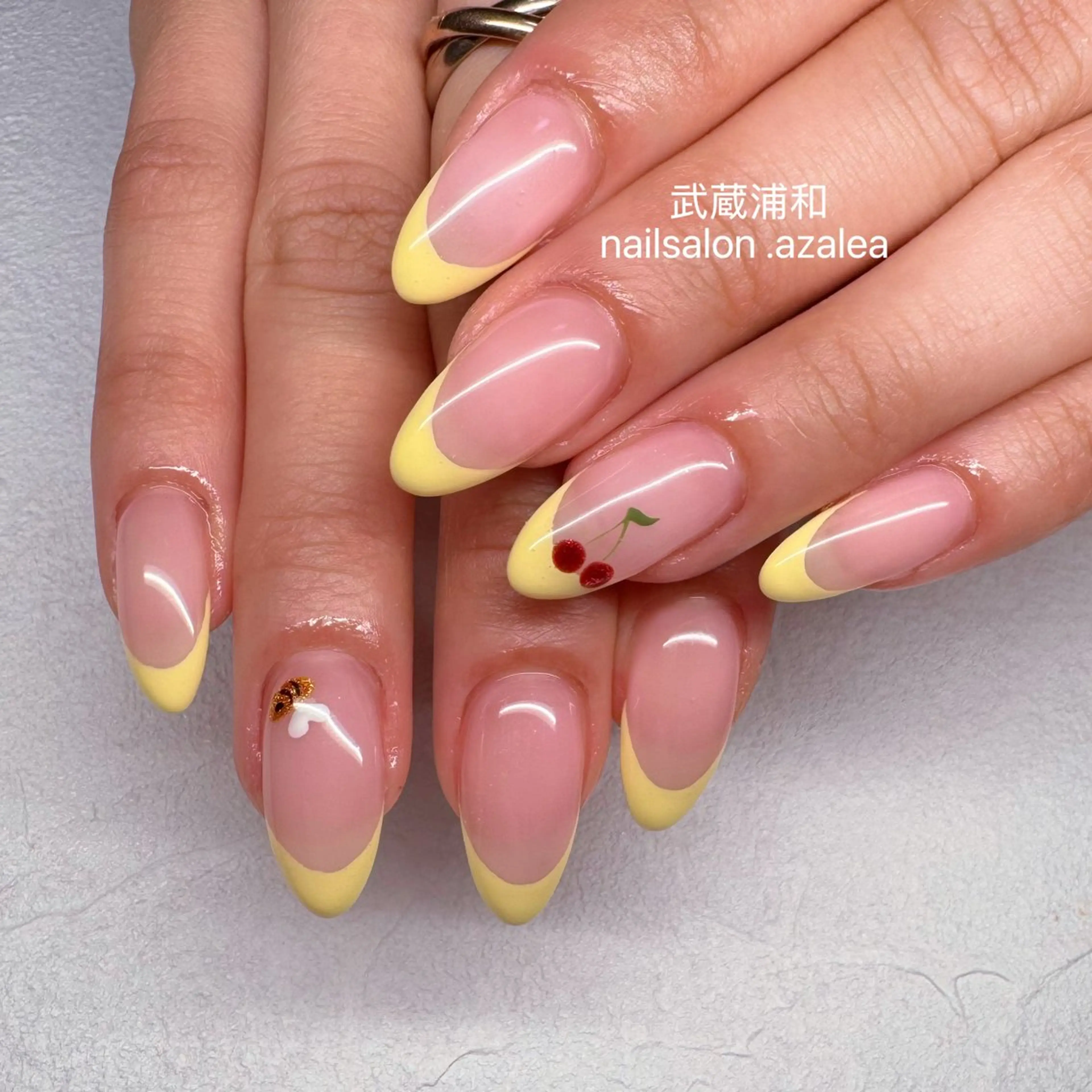 ネイル ハンドネイル R inのネイルデザイン