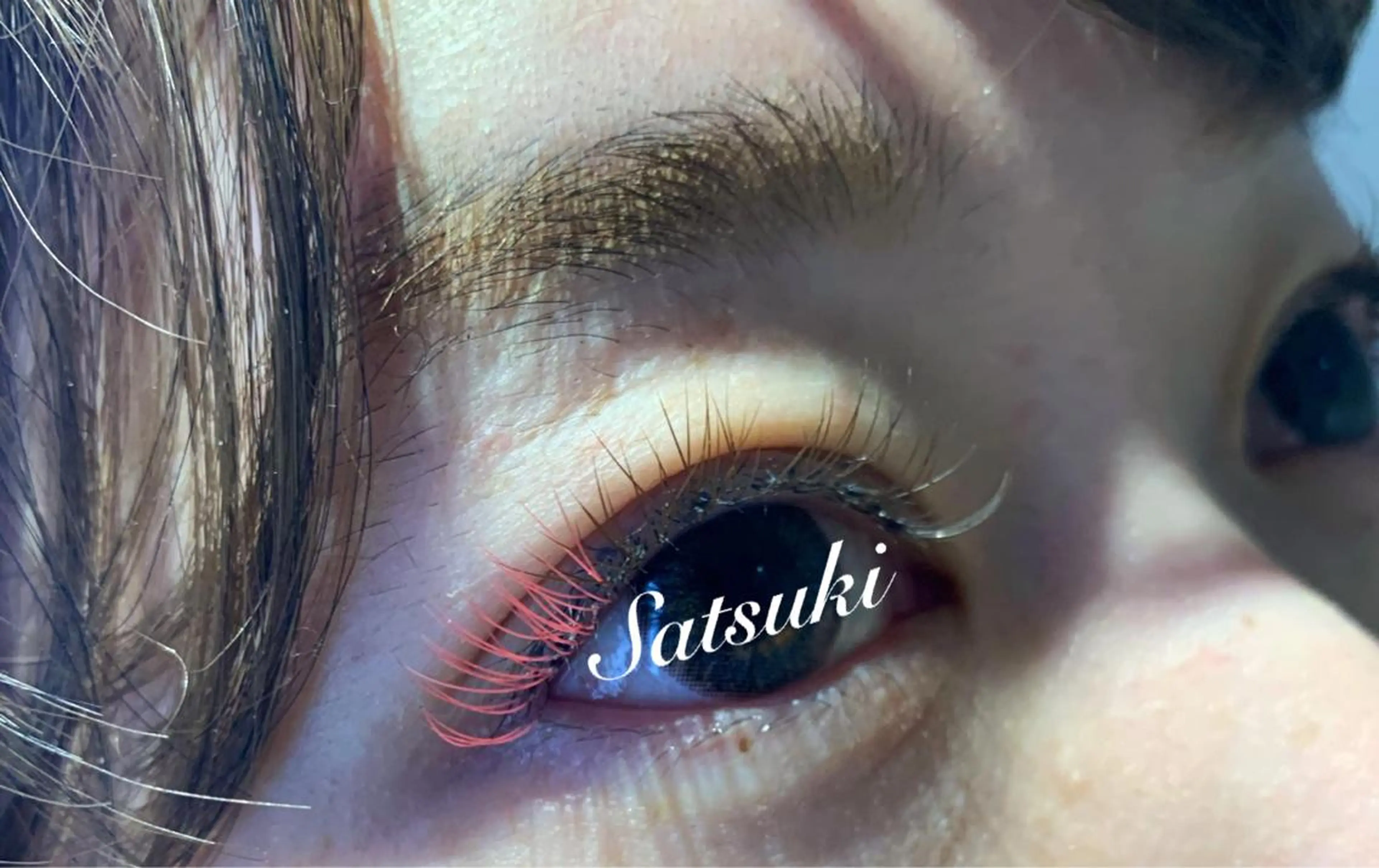 カラー マツエク・マツパ ブラウンカラー ピンクカラー カラーマツエク HAIR＆MAKE  EARTH所属・🧸Satsuki 💛のマツエク・マツパデザイン