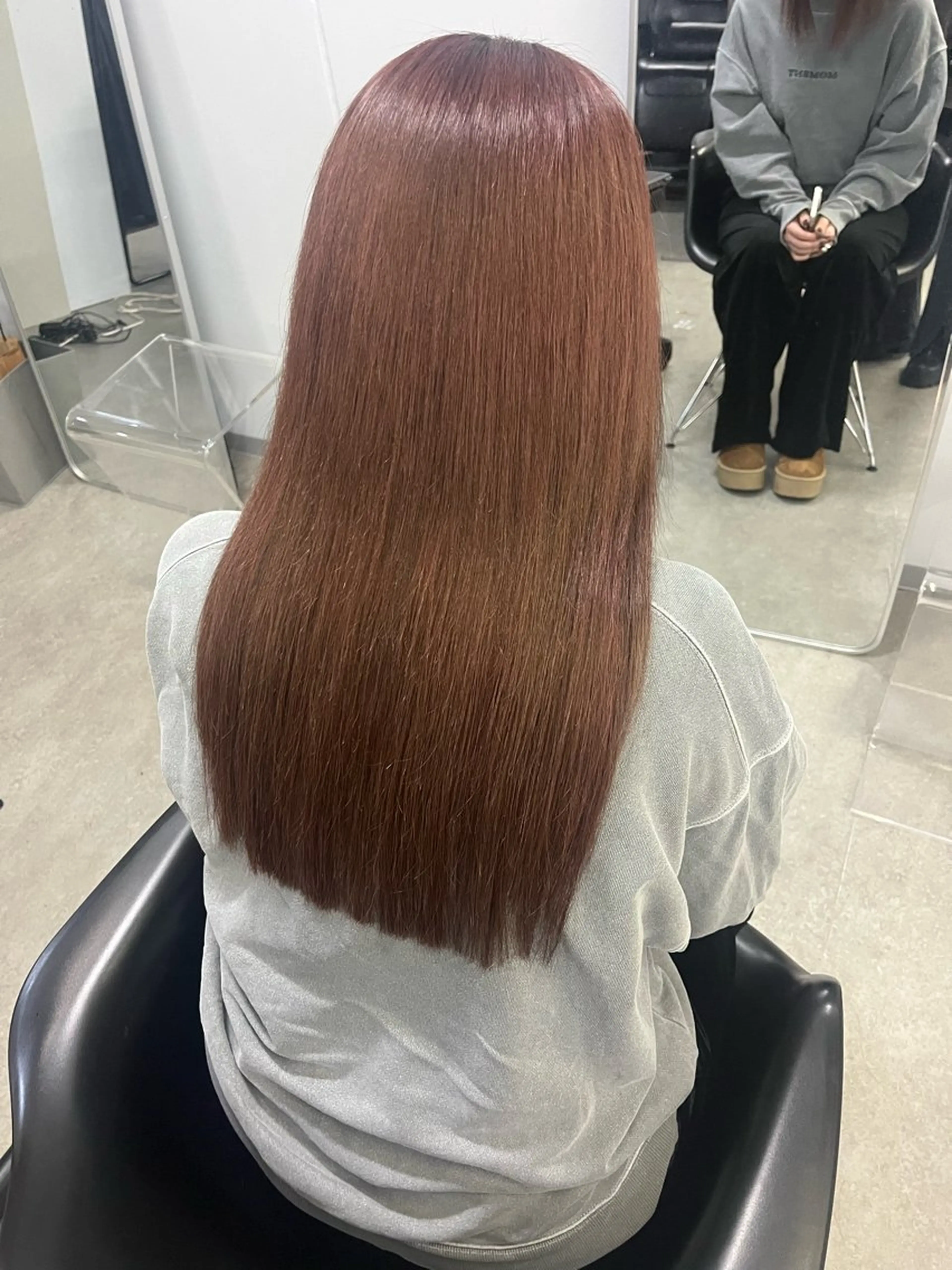 シールエクステ 80本 《馴染ませカット付き》の写真