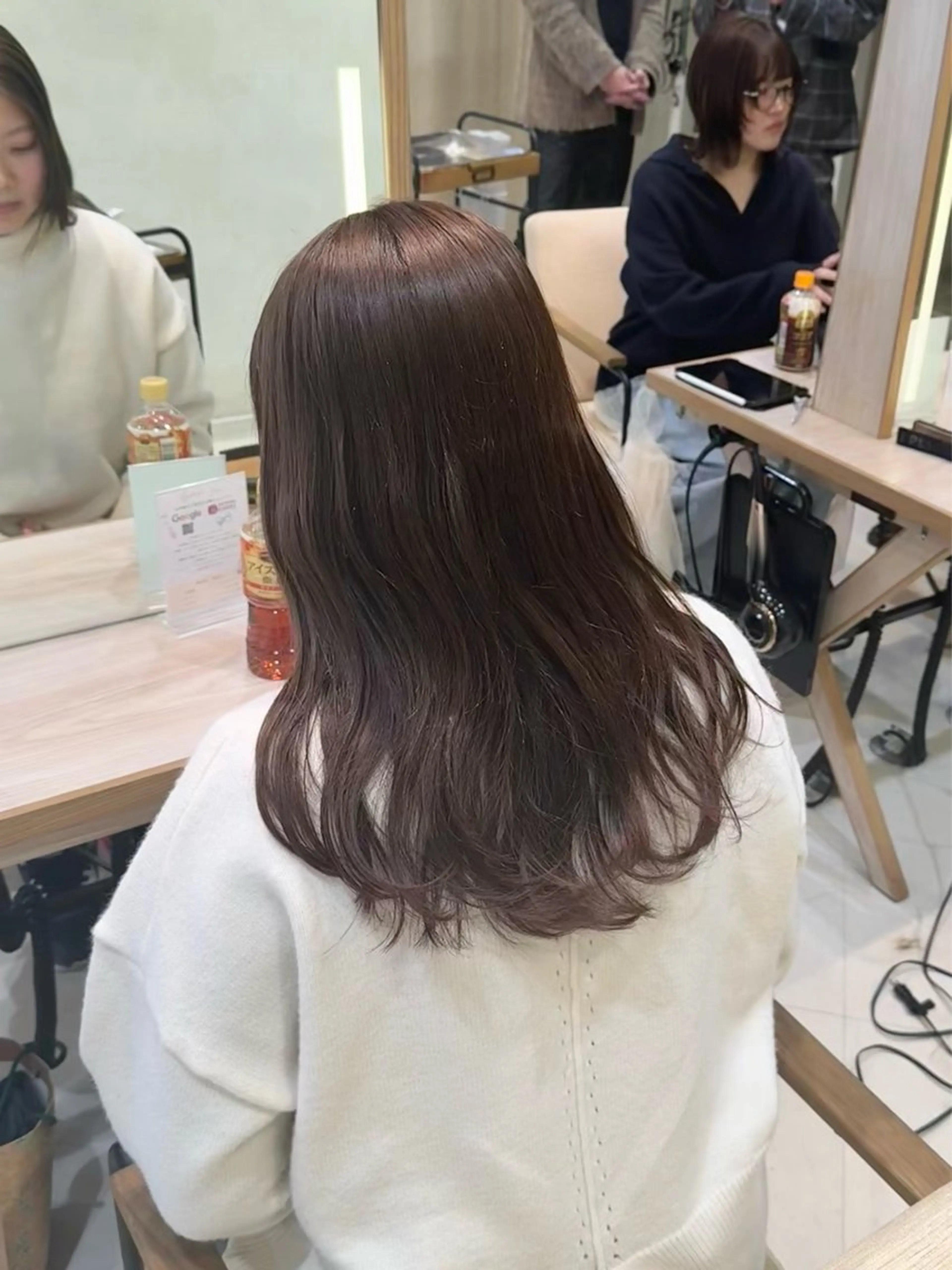 ロング カラー ヘアカラー トリートメント ひなの🫧ベージュ系 艶カラーのヘアスタイル