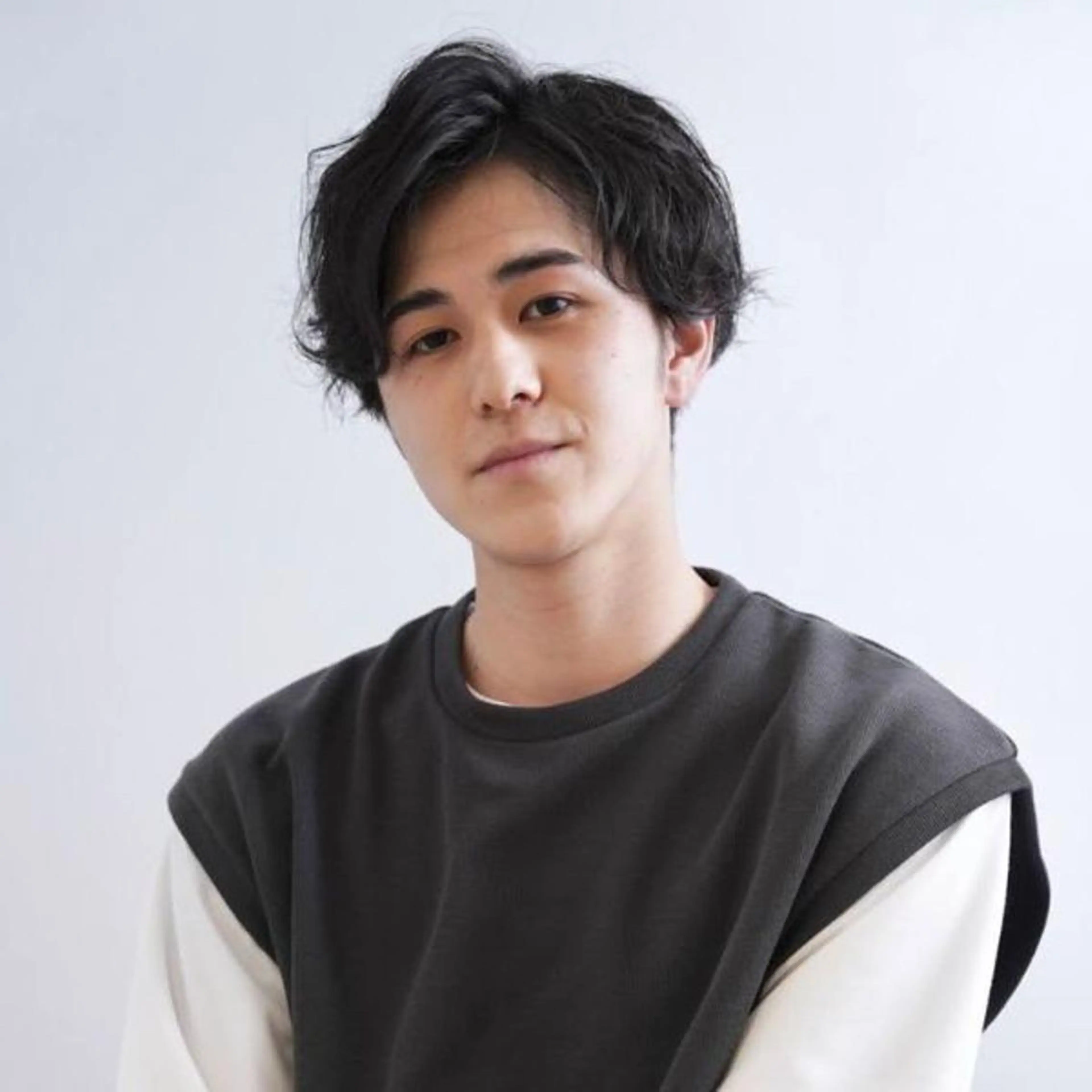 メンズ Ruriブリーチ 酸性ストレートのヘアスタイル