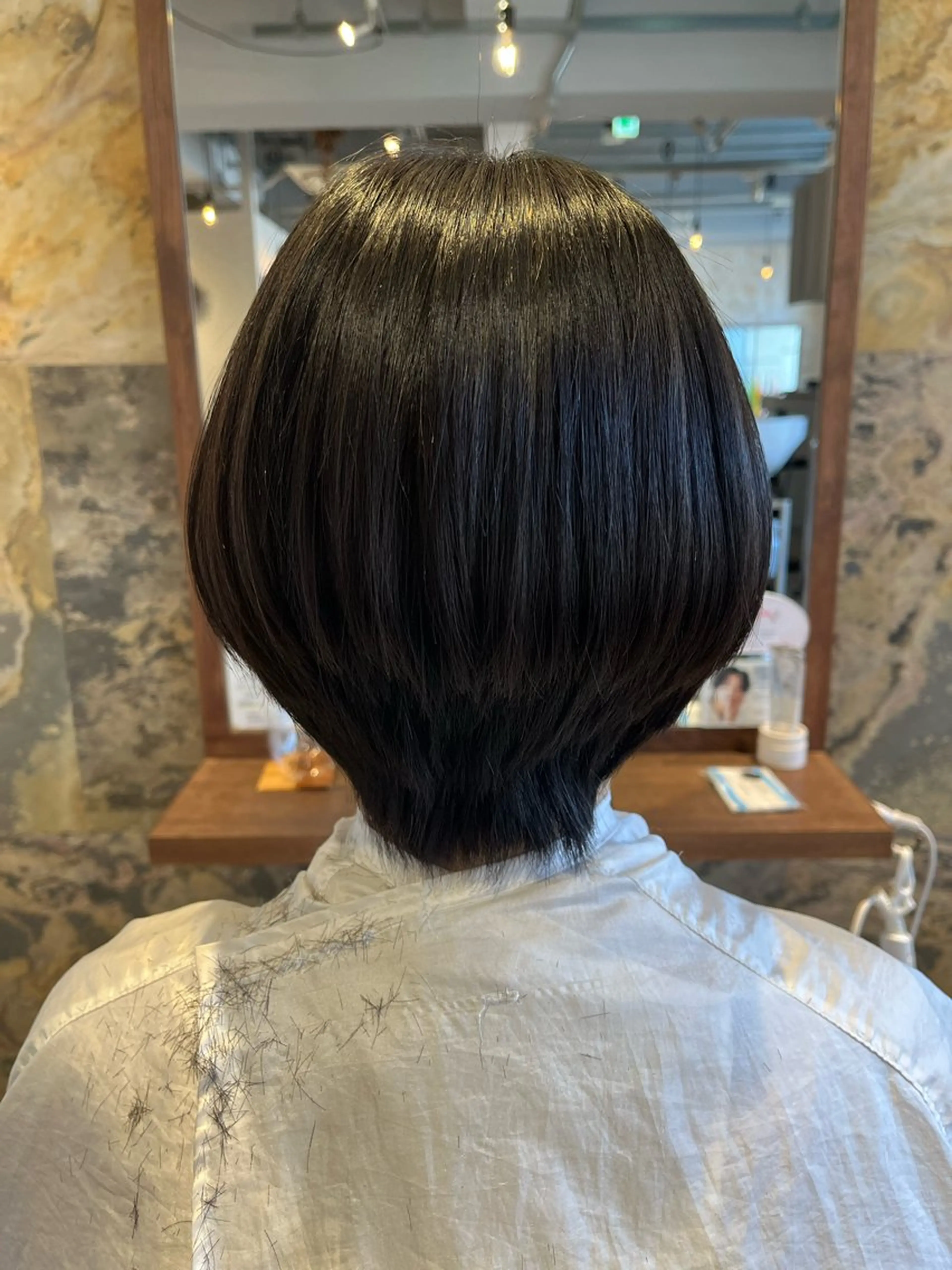 ショート 安田 純香のヘアスタイル