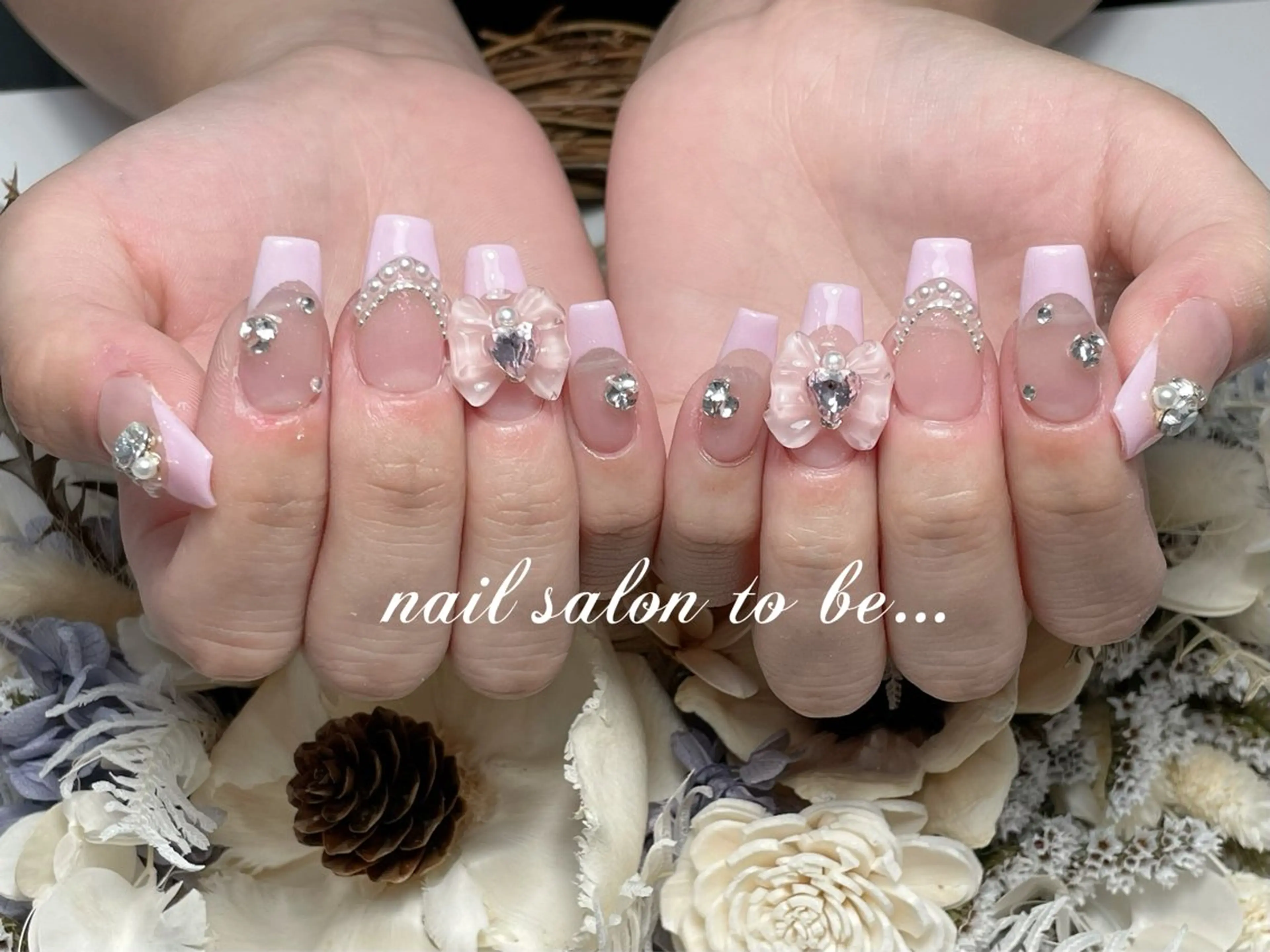 ネイル Nail Salon To Beのネイルデザイン