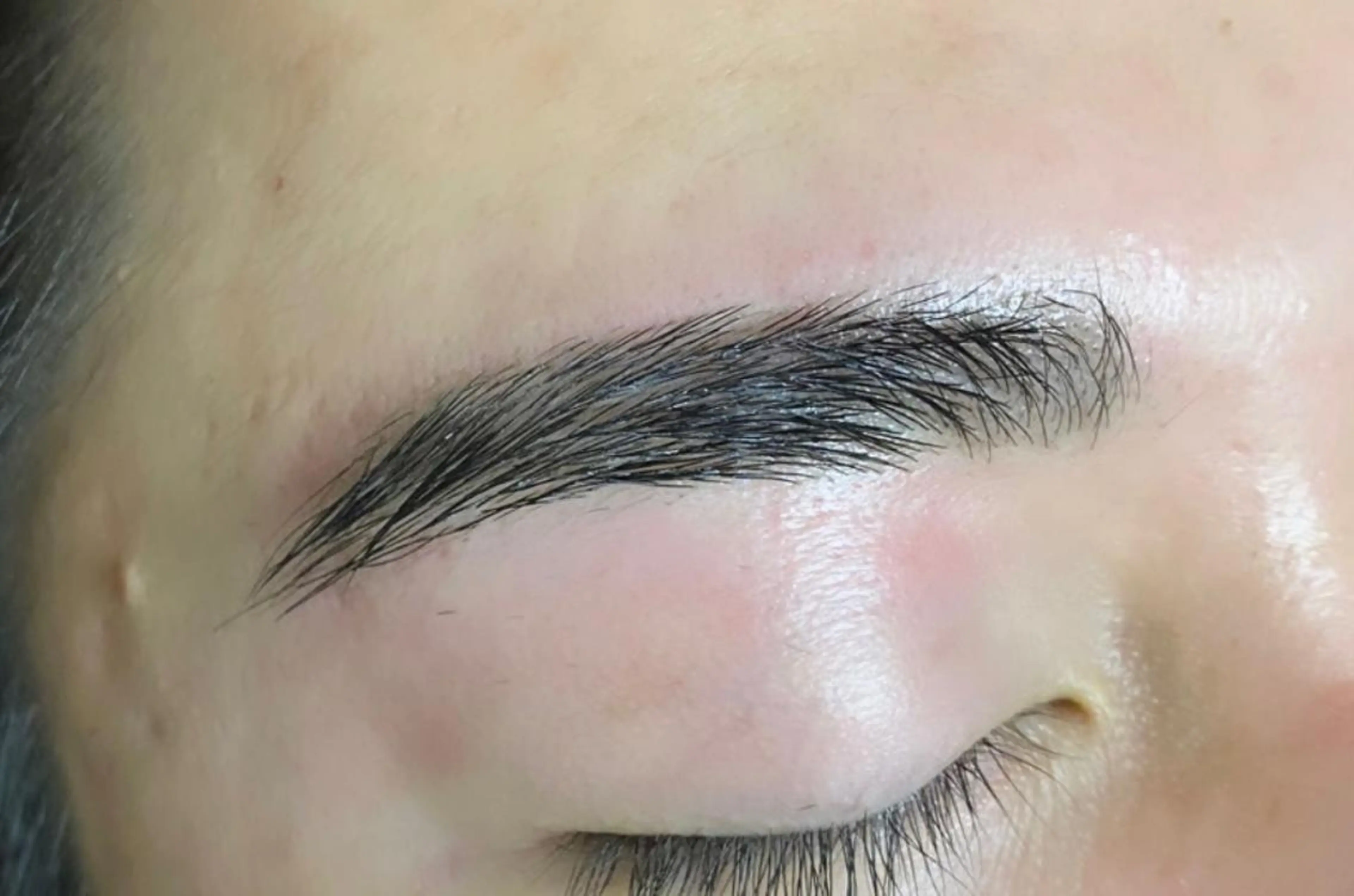 アイブロウ private salon eyes所属・EYES YUNのマツエク・マツパデザイン