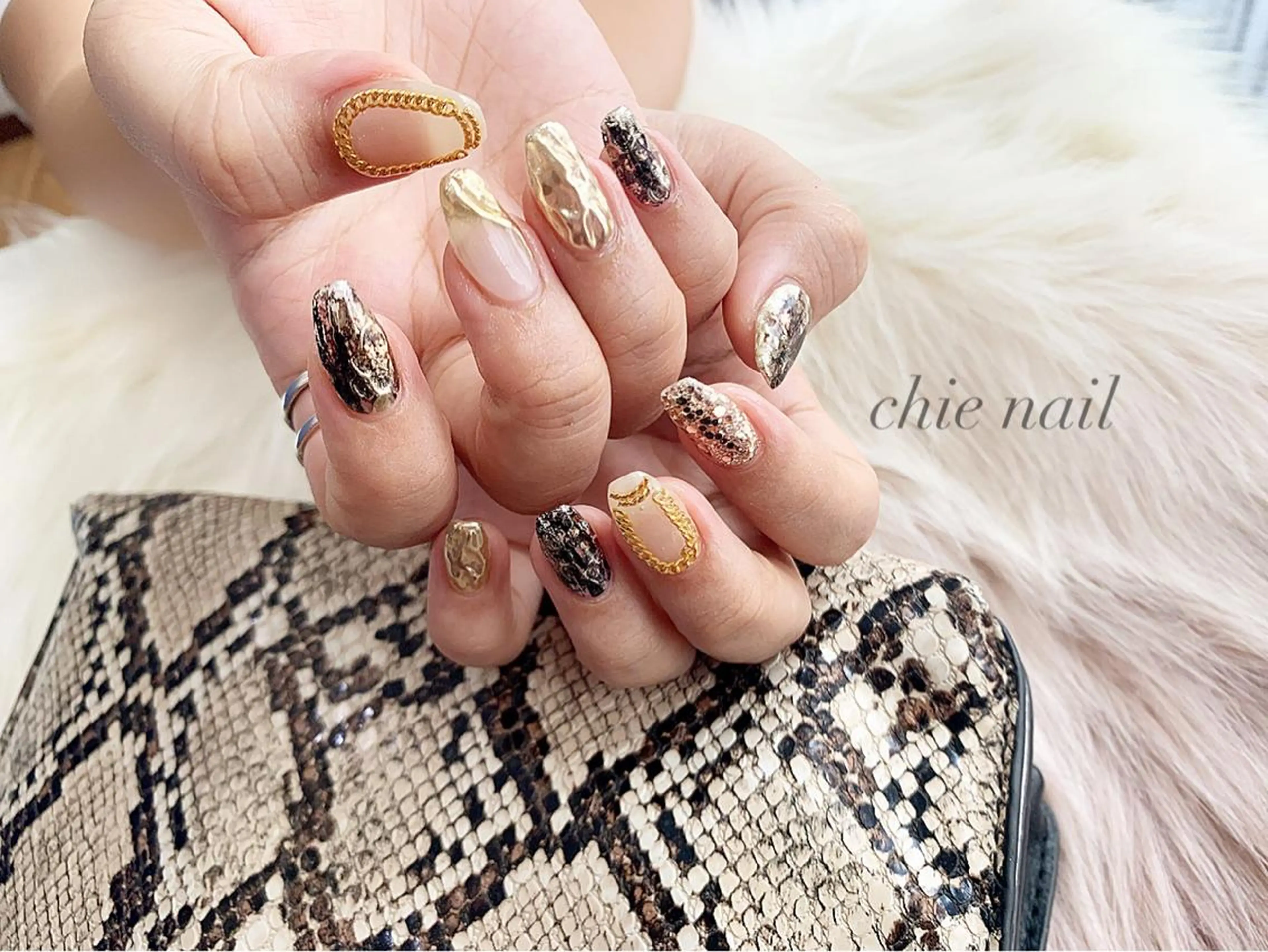 ネイル おそろいネイル ハンドネイル 森ノ宮❤︎ chieのネイルデザイン